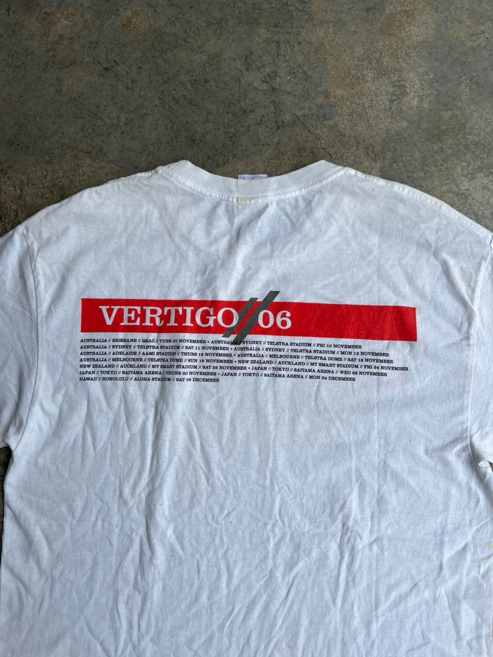 Band Tees × Vintage Vintage 2006 U2 Vertigo Tour Size US L / EU 52-54 / 3 - 5 Thumbnail
