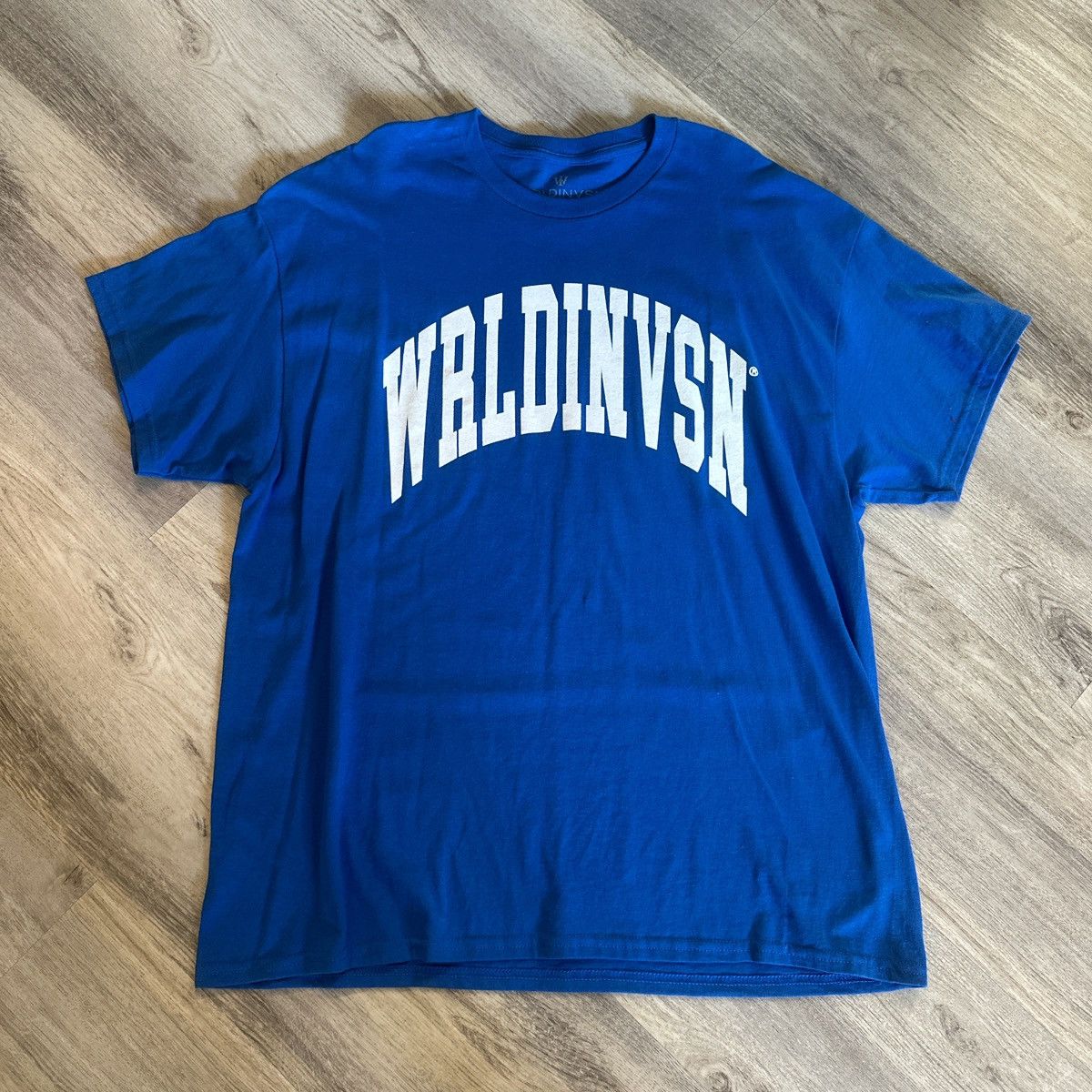 Vintage World Invision Blue Collegiate Graphic Tee Size US XL / EU 56 / 4 - 1 Preview