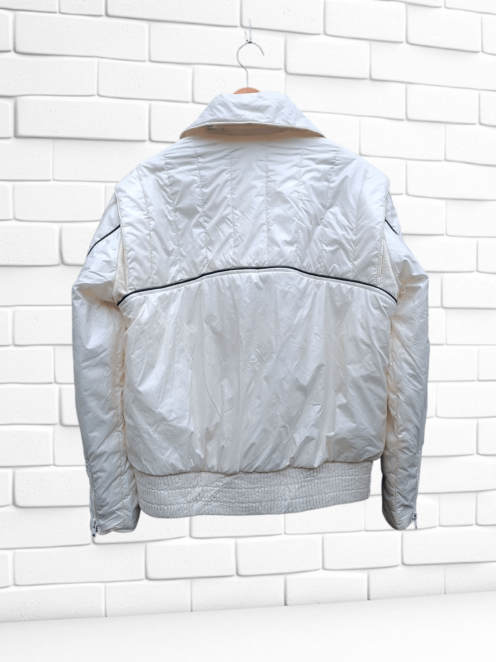 Japanese Brand Vintage Descente Ski Jacket Broken White Size US L / EU 52-54 / 3 - 4 Thumbnail