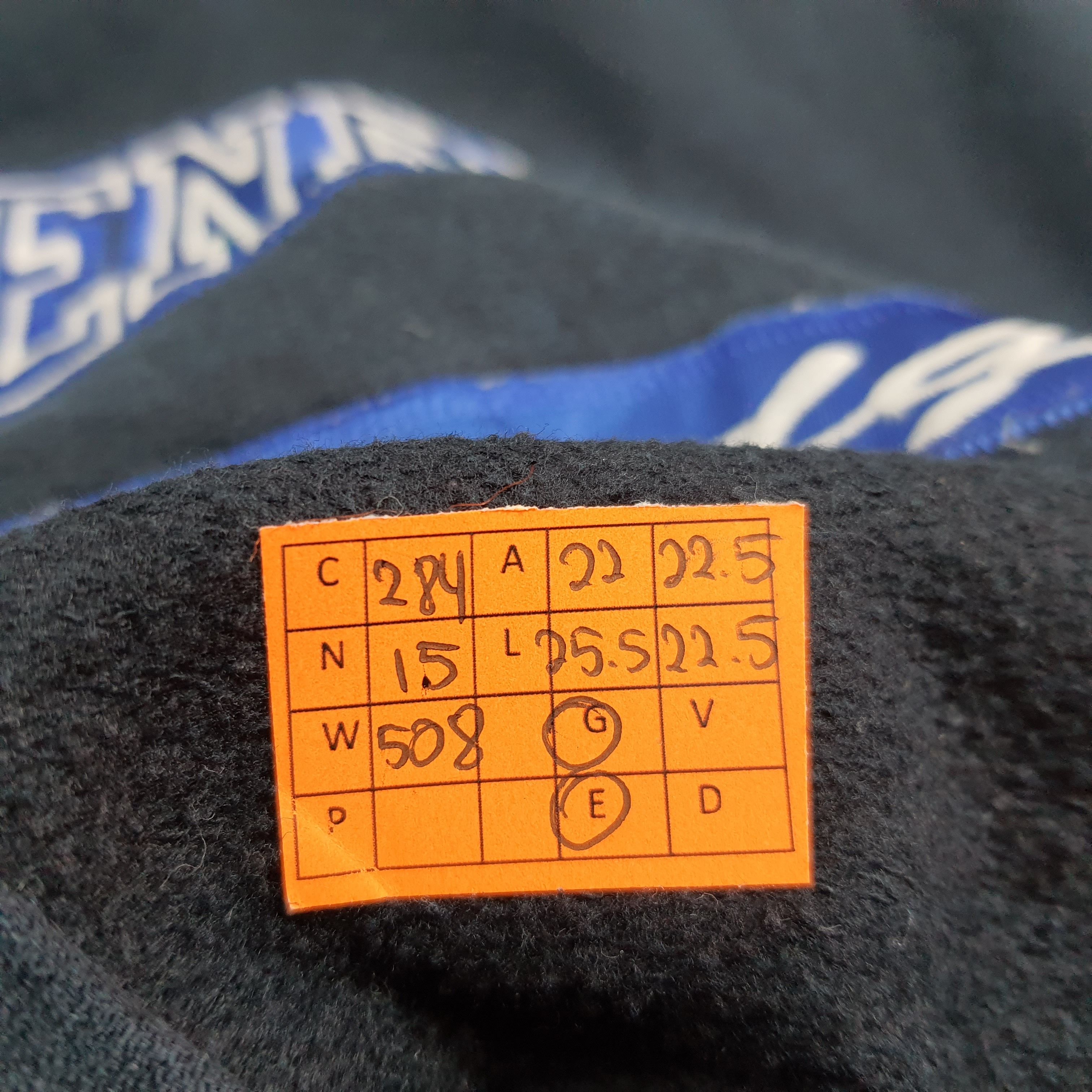 Vintage Vintage 90s Collegiate Bennington Badgers Hoodie C284N15 Size US M / EU 48-50 / 2 - 8 Thumbnail