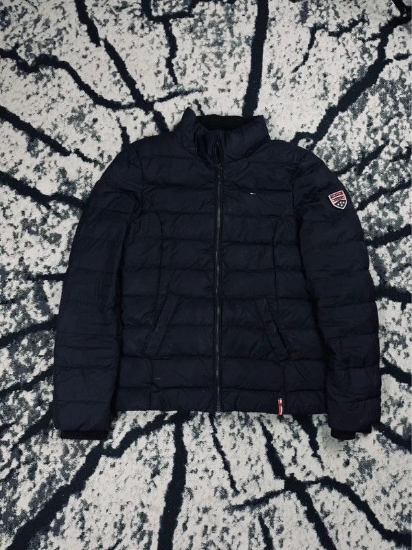 Tommy Hilfiger Tommy Hilfiger black down jacket logo M Size M / US 6-8 / IT 42-44 - 1 Thumbnail