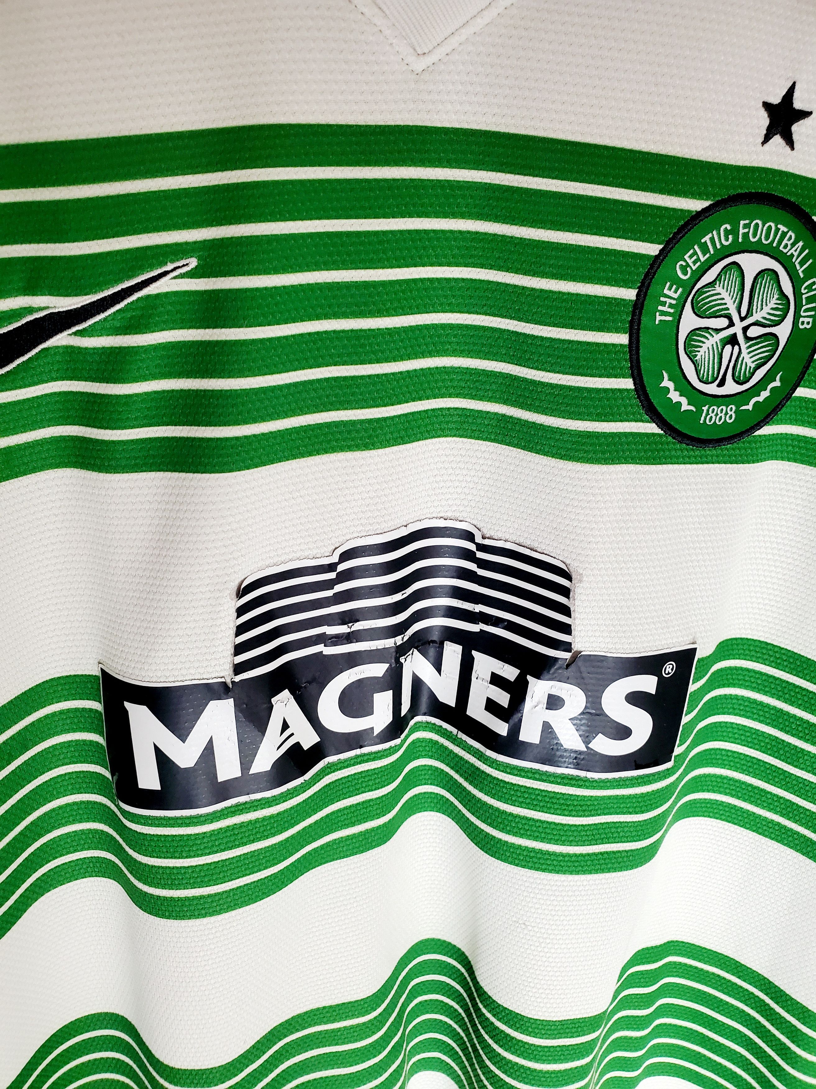 Nike CELTIC 2013 2015 HOME SHIRT FOOTBALL SOCCER JERSEY NIKE L Size US L / EU 52-54 / 3 - 2 Thumbnail
