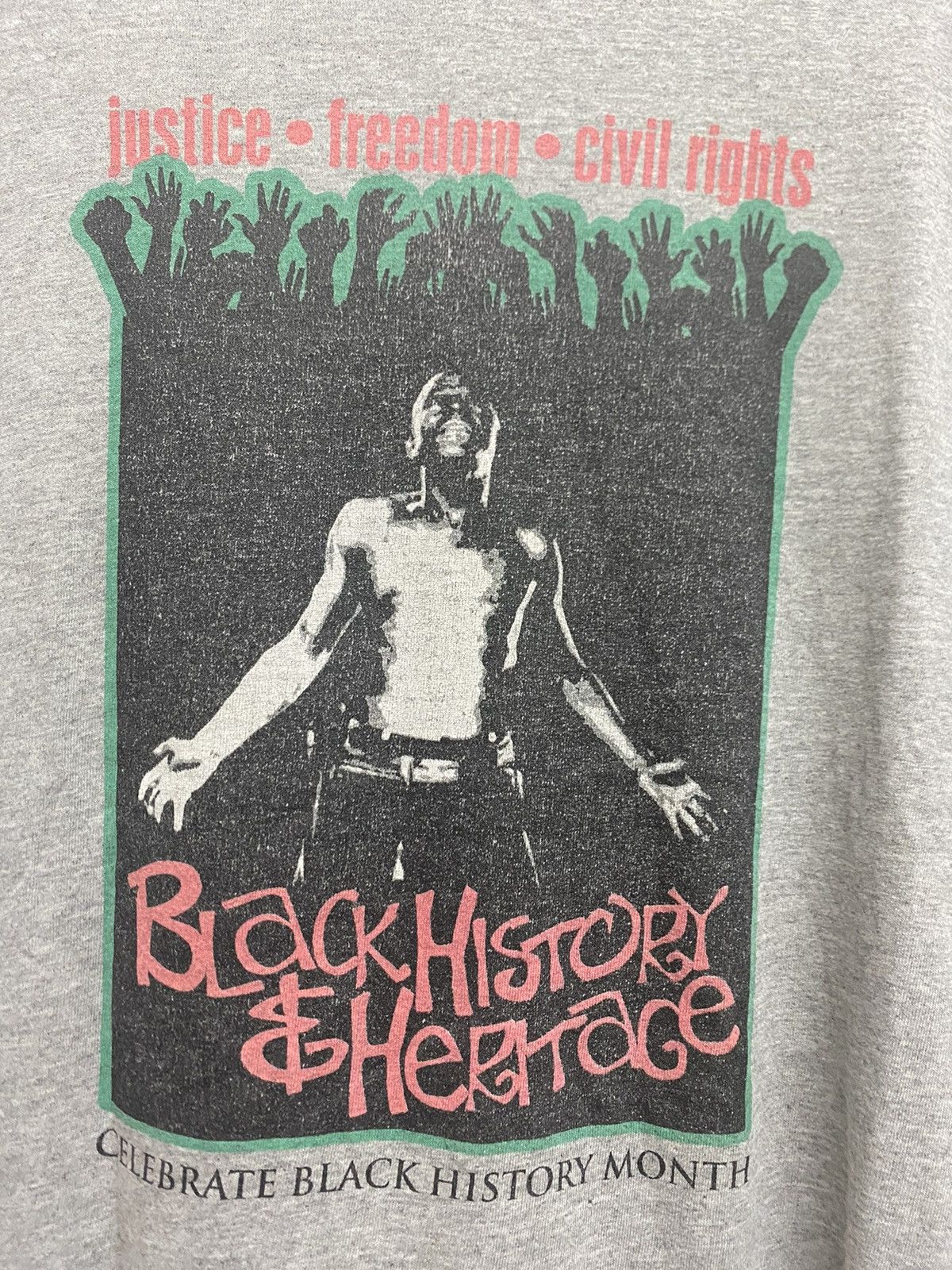 Vintage Vintage Black History And Heritage Tee Size US L / EU 52-54 / 3 - 2 Thumbnail