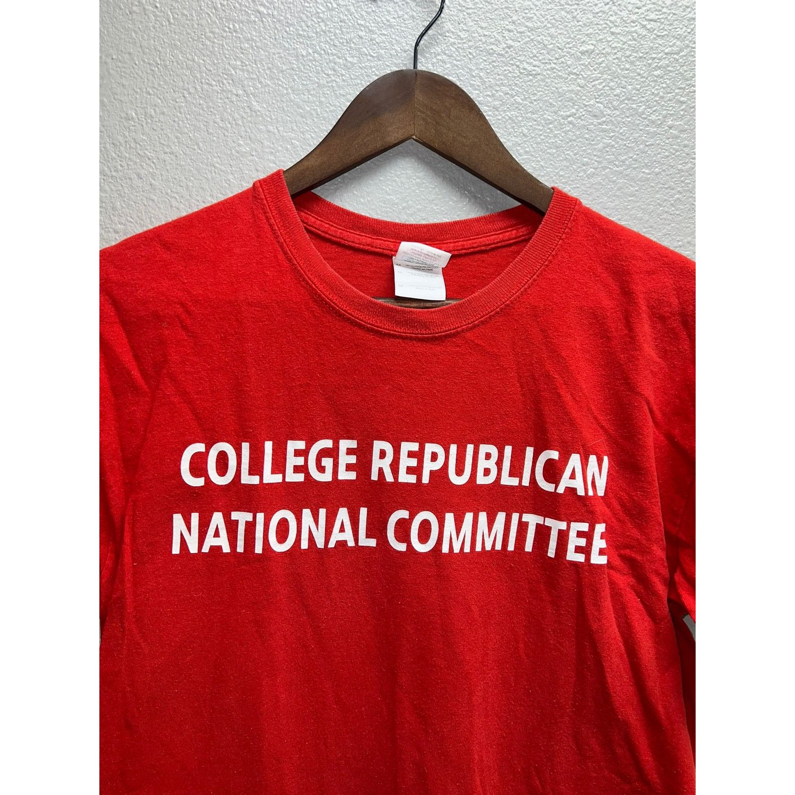 Gildan Vintage College Republican National Committee Shirt Tee M Size US M / EU 48-50 / 2 - 4 Thumbnail