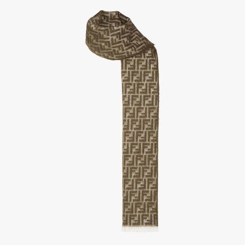 o1s1wg111125 Size:OS/ Scarf in Green
