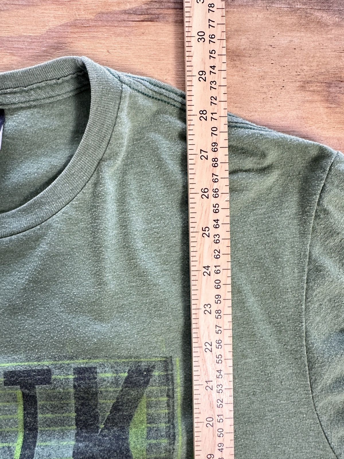 Quiksilver Green Quiksilver graphic tee with a relaxed fit Size US L / EU 52-54 / 3 - 7 Thumbnail