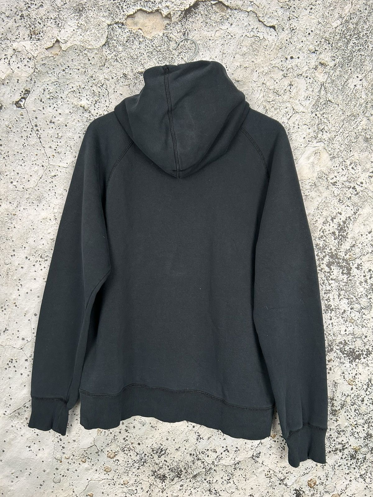 Nike Vintage Nike Center Big Swoosh Logo Hoodie Streetwear Y2K Size US L / EU 52-54 / 3 - 4 Thumbnail