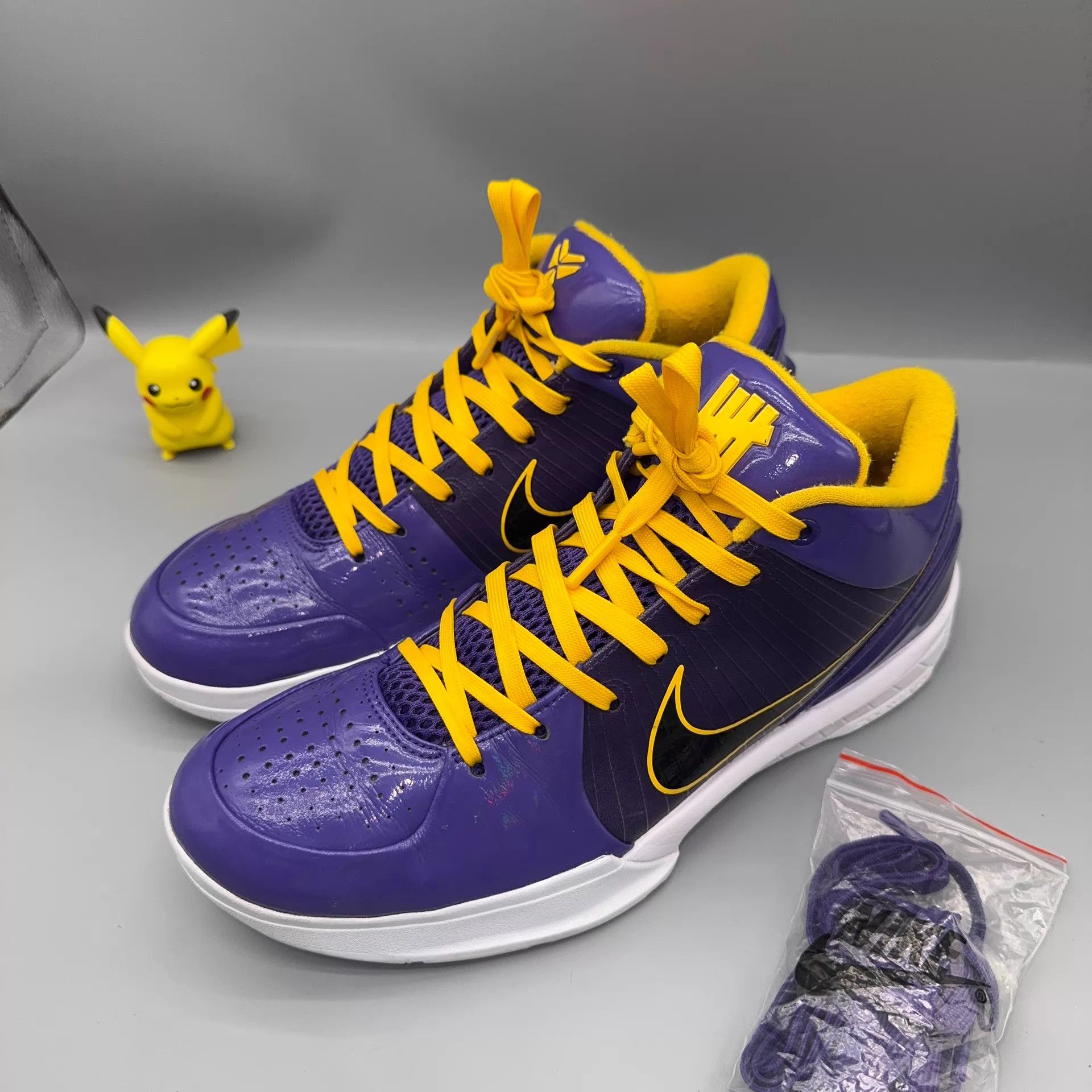 Nike Nike Kobe 4 Protro Lakers Purple Gold CQ3869-500 Size US 9.5 / EU 42-43 - 1 Thumbnail
