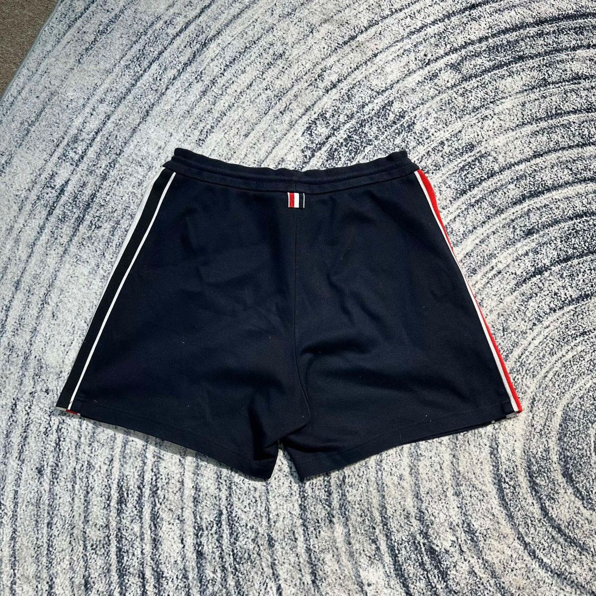 Thom Browne THOM BROWNE STRIPED SHORT PANTS Size US 38 / EU 54 - 2 Thumbnail