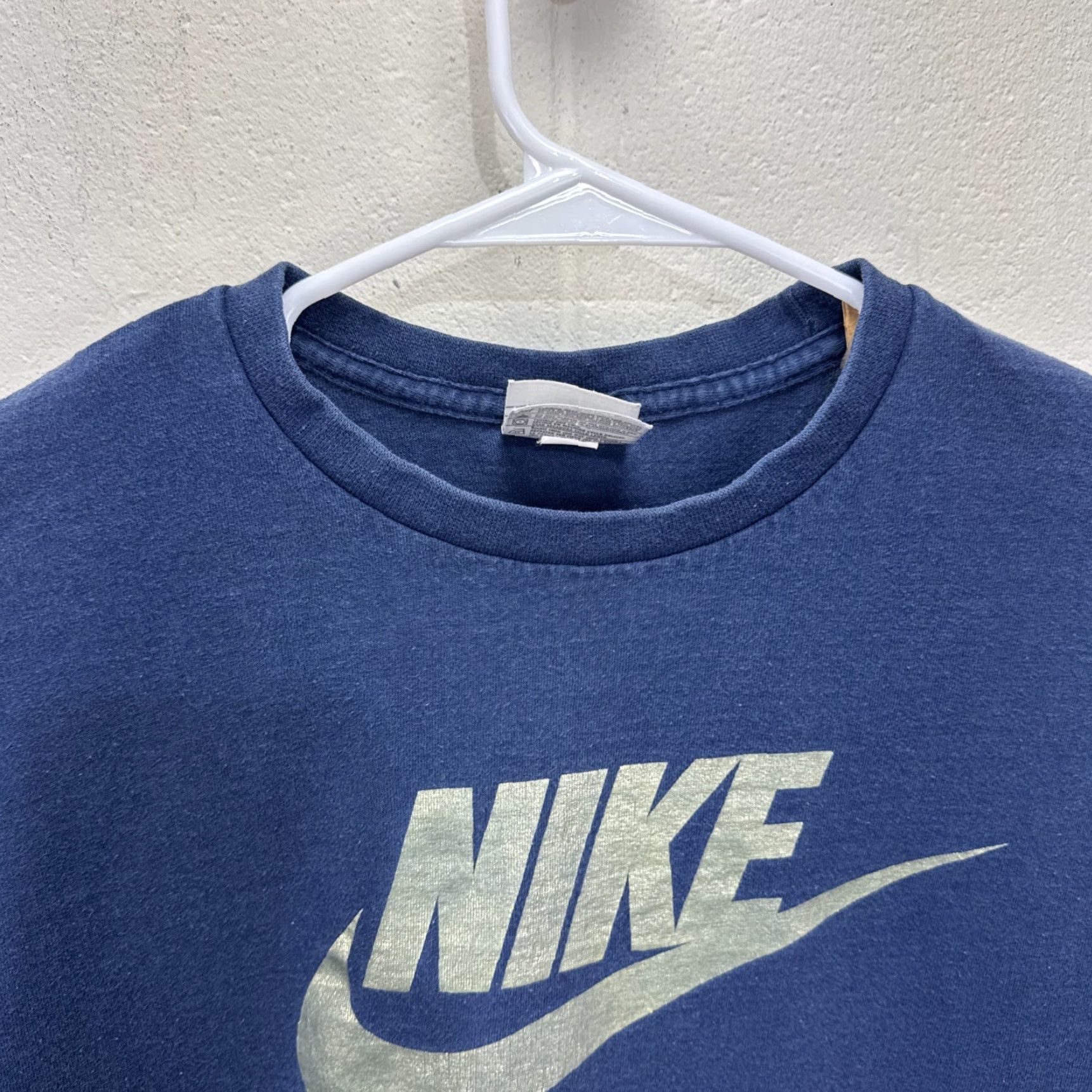 Nike VINTAGE Nike Long Sleeve Shirt Big Swoosh Logo Blue Y2K Adult Large Mens Size US L / EU 52-54 / 3 - 5 Thumbnail