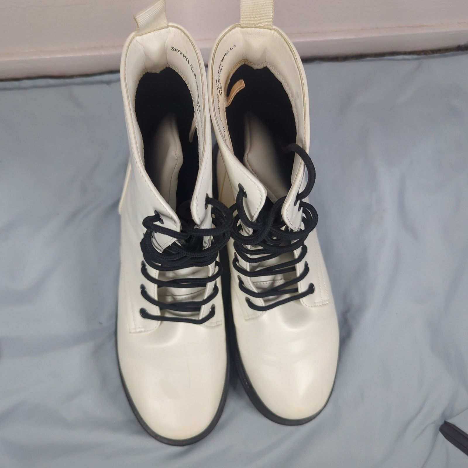 Other Seven Dials Womens Tamika Lace-up White Boot Combat Size 11 Size US 11 / IT 41 - 4 Thumbnail