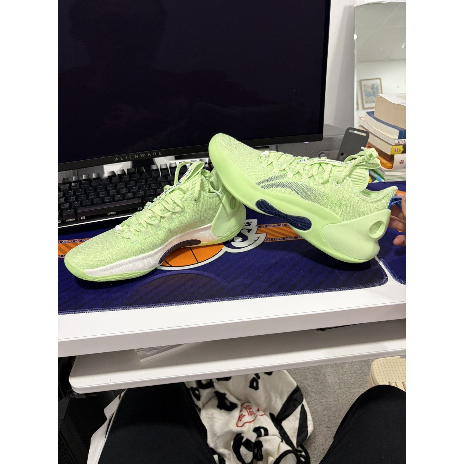 Li-Ning Li-Ning Yushuai ULTRA LOW Oasis Basketball Shoes，Men’s 8.5 Size US 8.5 / EU 41-42 - 2 Thumbnail