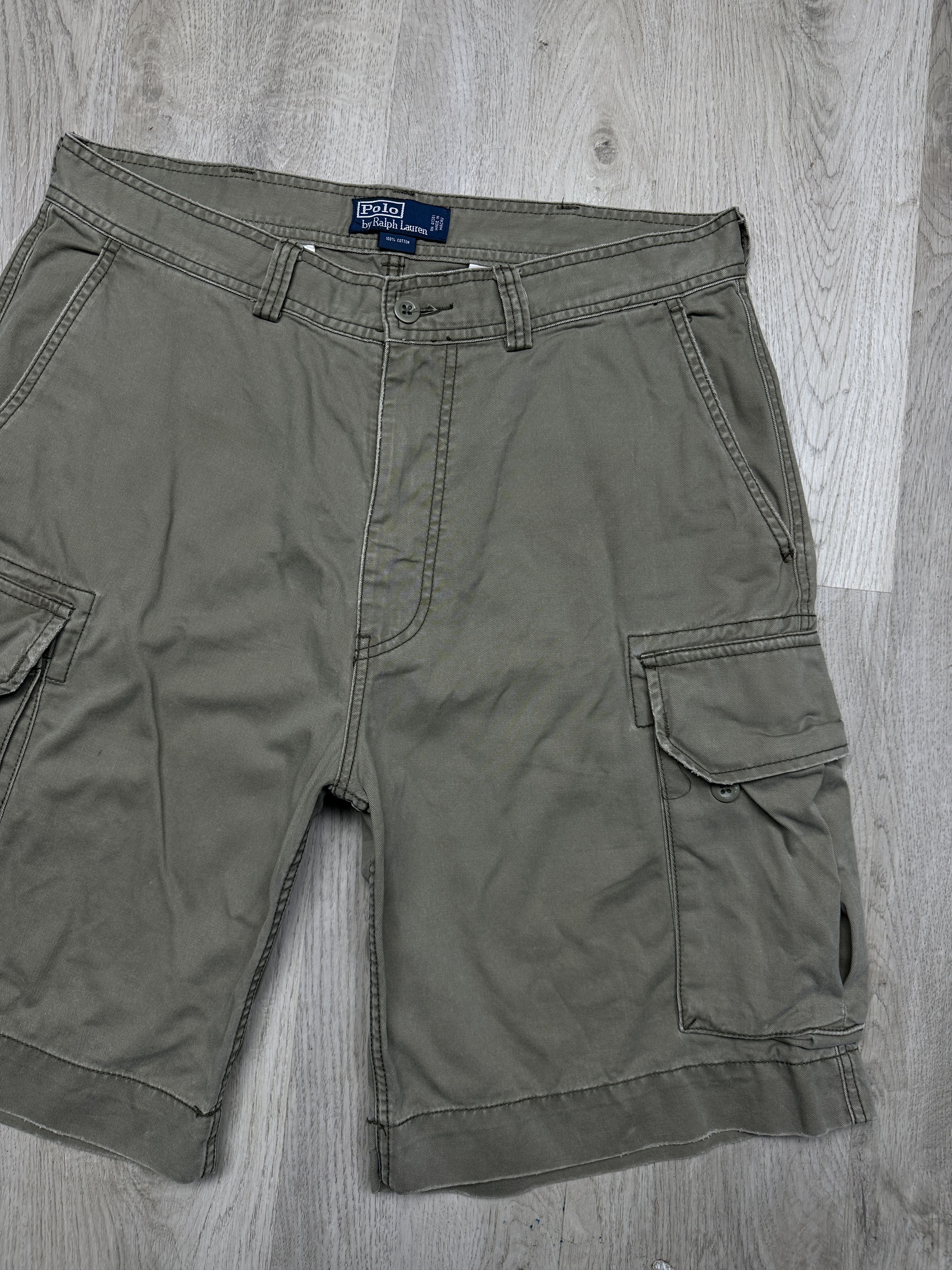 Polo Ralph Lauren Polo Ralph Lauren Vintage Mens Cargo Shorts Size US 34 / EU 50 - 2 Thumbnail
