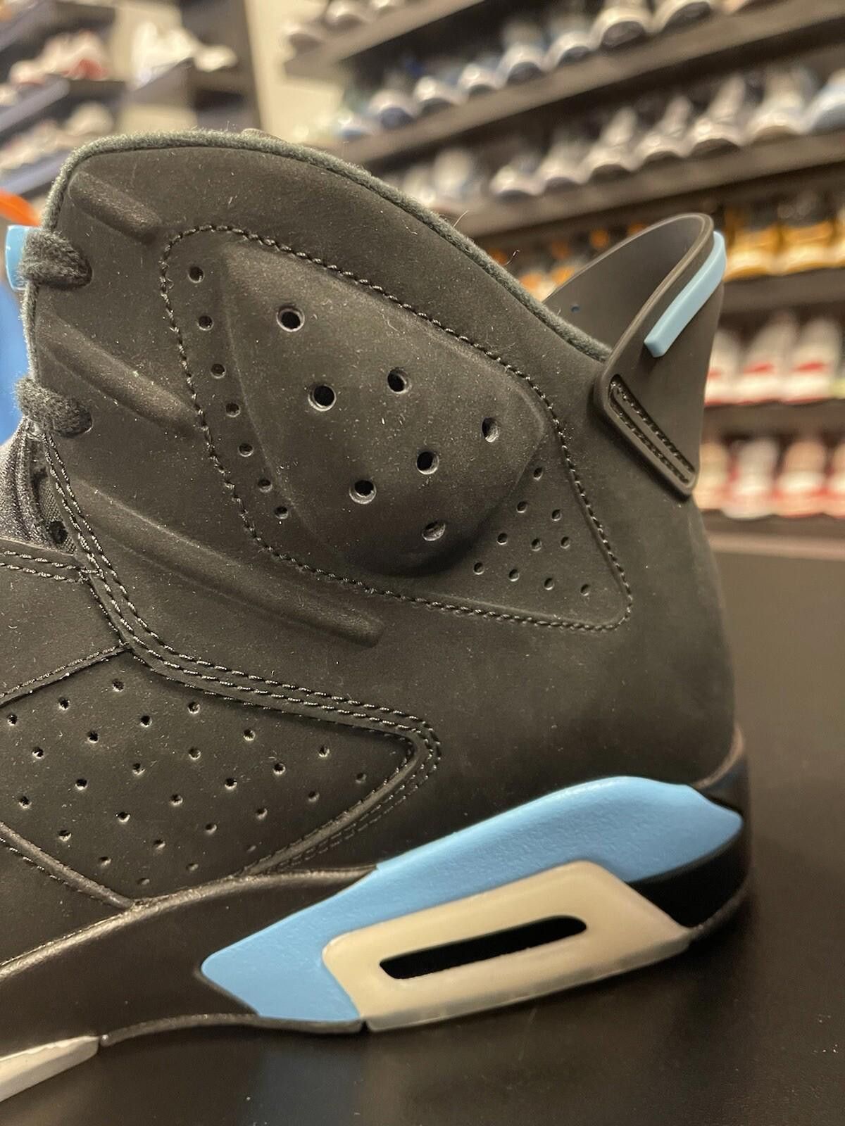 Designer Size 13 - Nike Air Jordan 6 Retro 'UNC' 384664-006 Men's Size US 13 / EU 46 - 7 Thumbnail