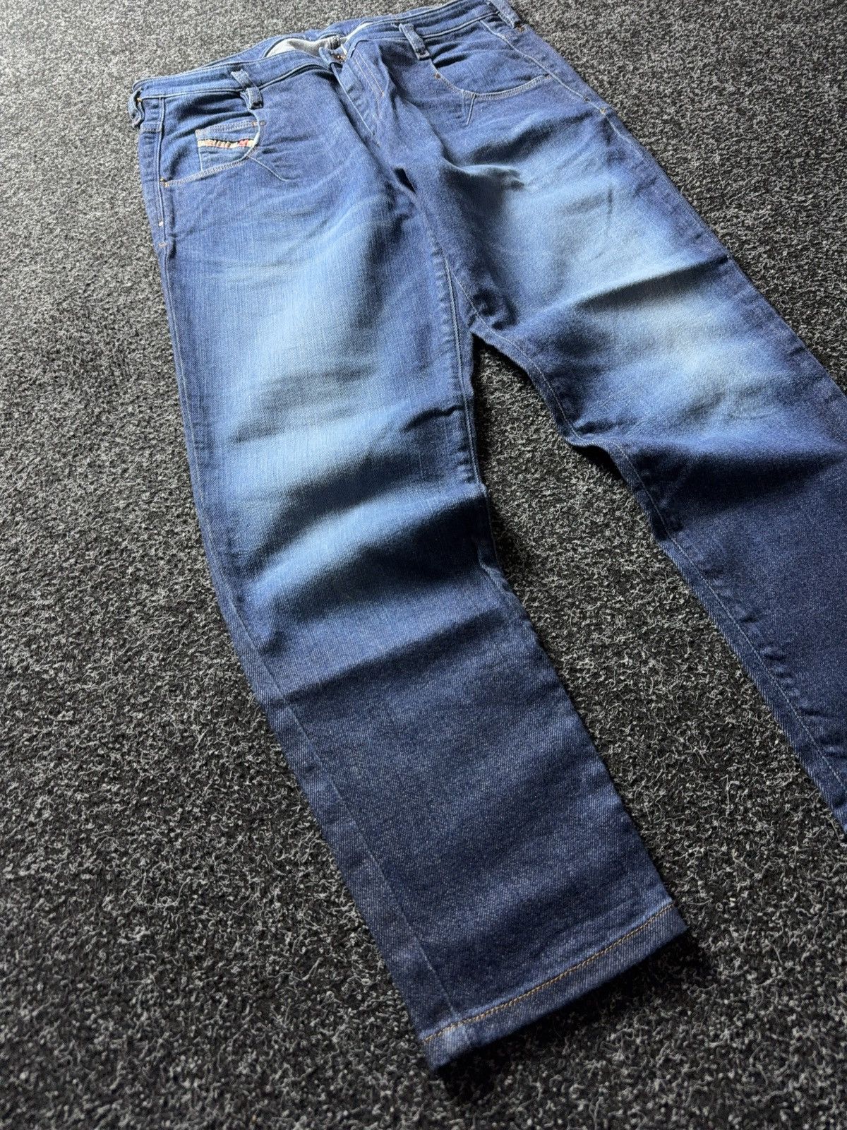 Diesel Luxury 00s Y2K Diesel Chinelle Regular Slim Tapered Jeans Size 30" / US 8 / IT 44 - 2 Thumbnail