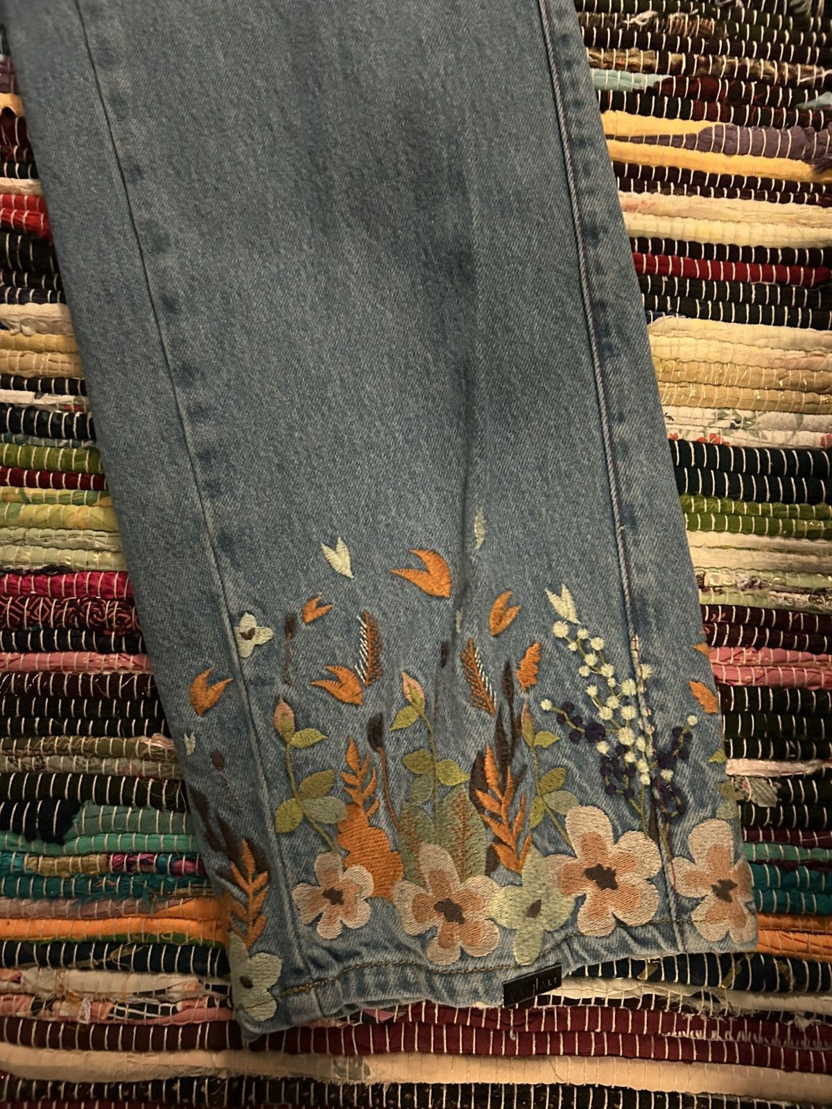 Other Mechali Flower-embroidered denim pants Size US 30 / EU 46 - 2 Thumbnail