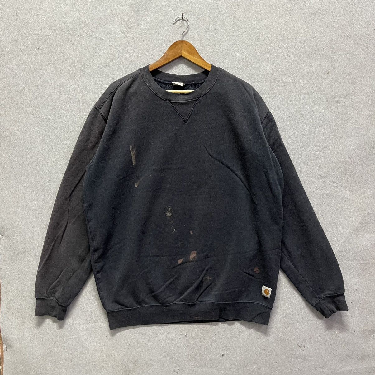 Carhartt Vintage Carhartt Faded Black Workwear Crewneck Sweatshir Size US XL / EU 56 / 4 - 1 Thumbnail