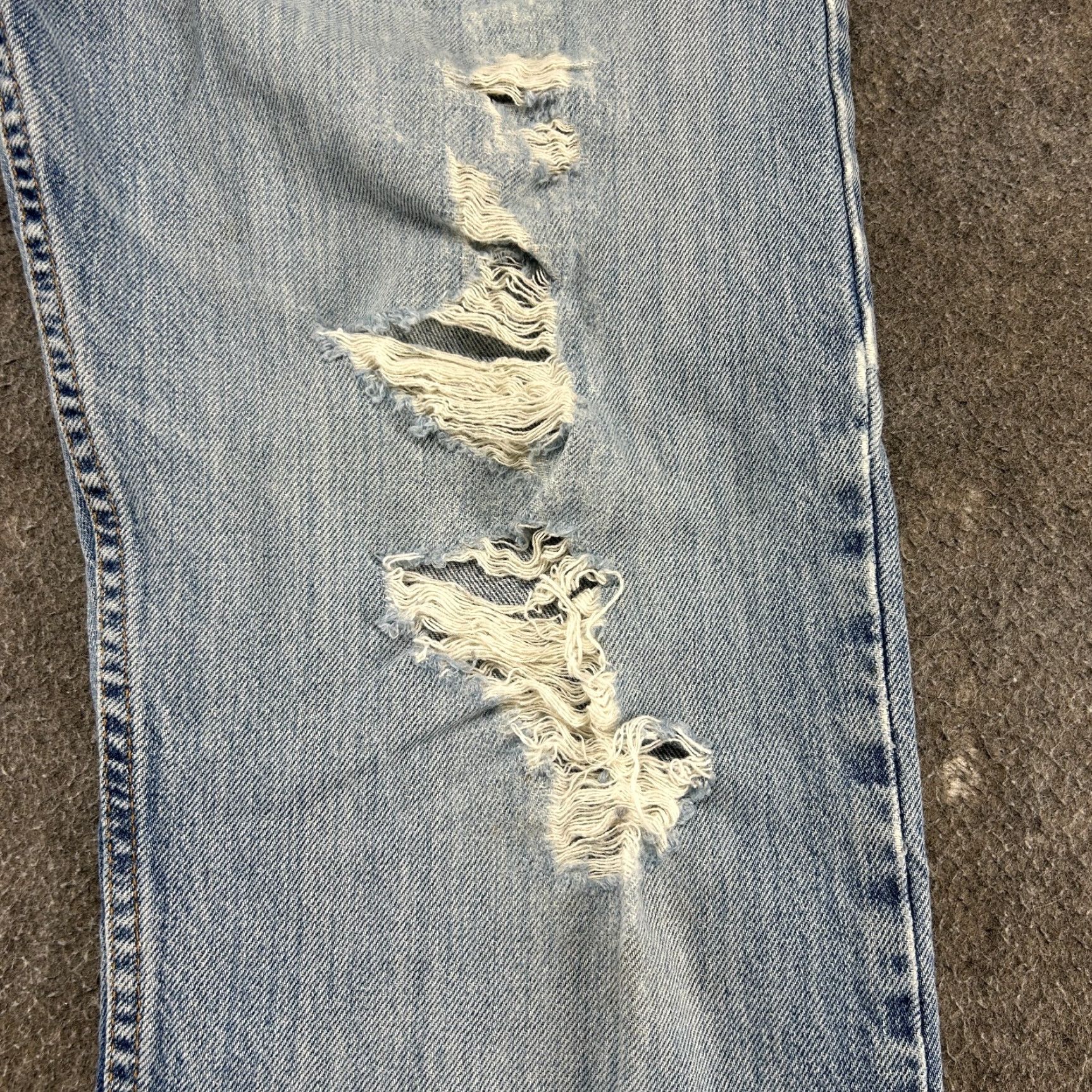 Abercrombie & Fitch VINTAGE Abercrombie Jeans Mens 34x29 Blue Bootcut Distressed READ HEMMED USA 90s Size US 34 / EU 50 - 6 Thumbnail