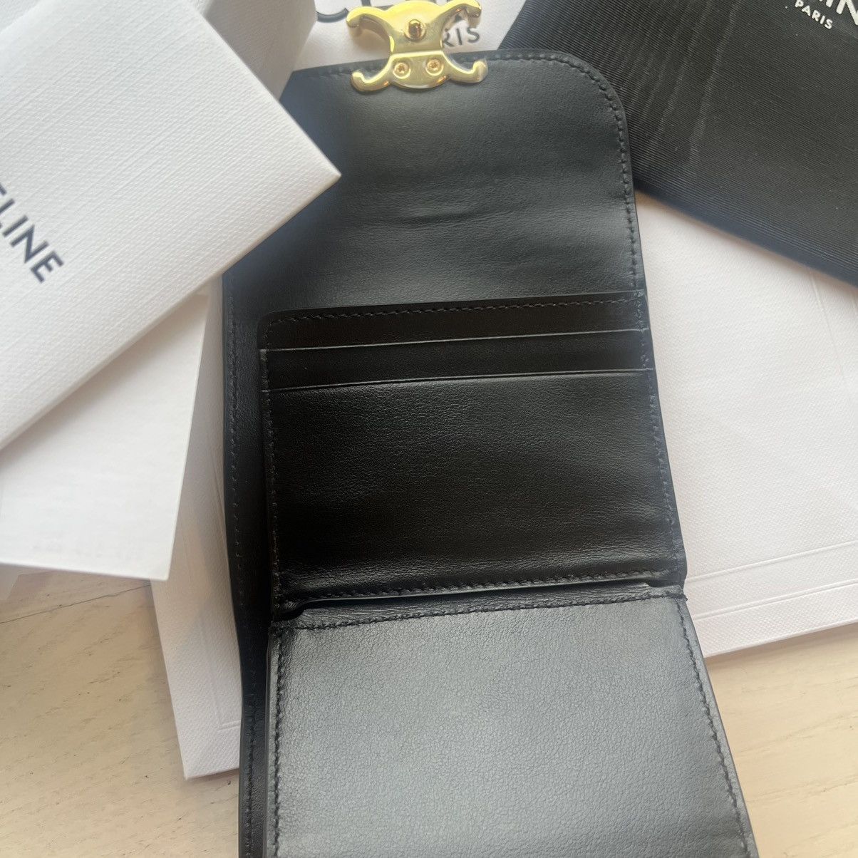 Celine CELINE SMALL FLAP WALLET TRIOMPHE IN BLACK AND GOLD Size ONE SIZE - 4 Thumbnail