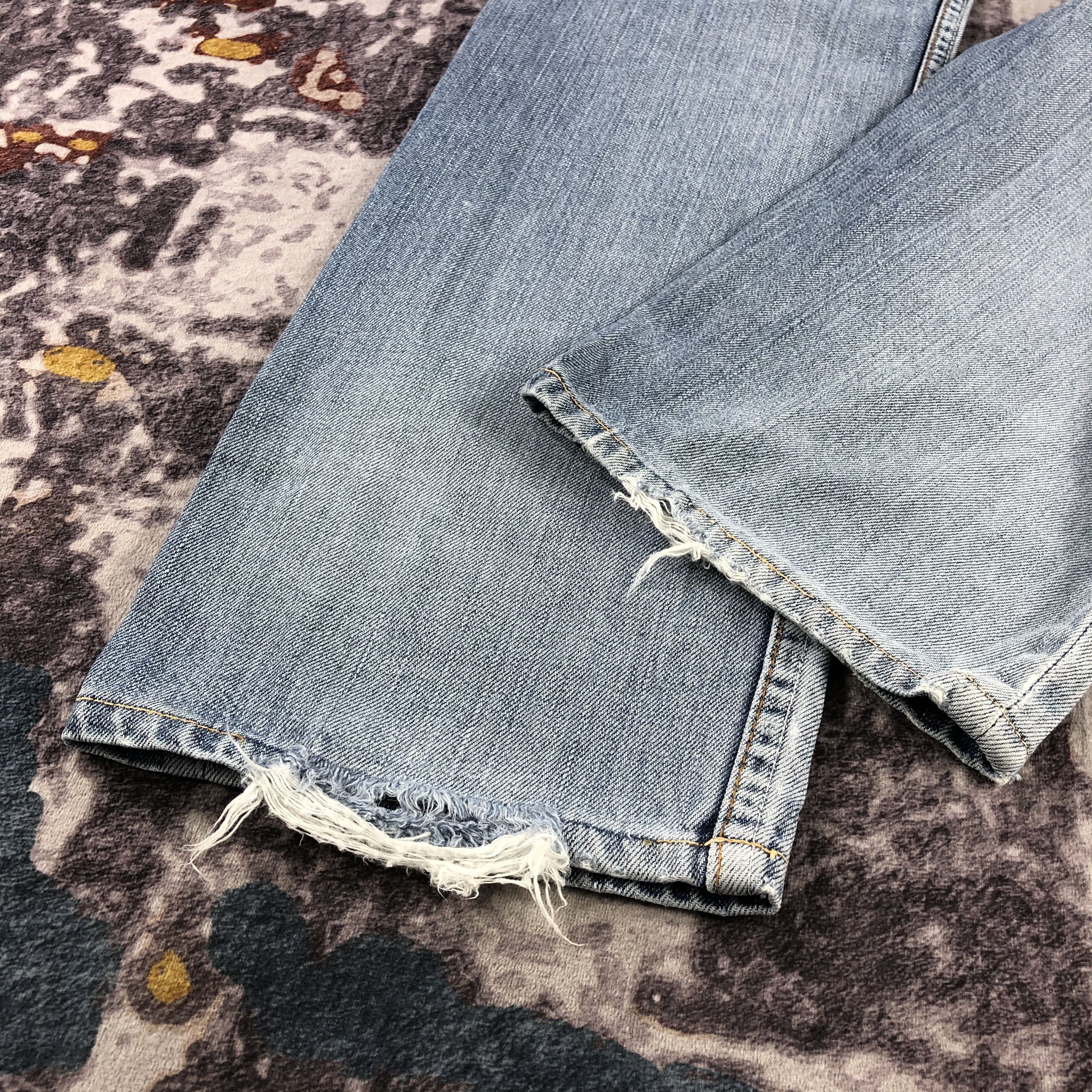 Levi's × Vintage 90s Vintage Light Wash Levis Jeans-JM2751 Size US 30 / EU 46 - 4 Thumbnail