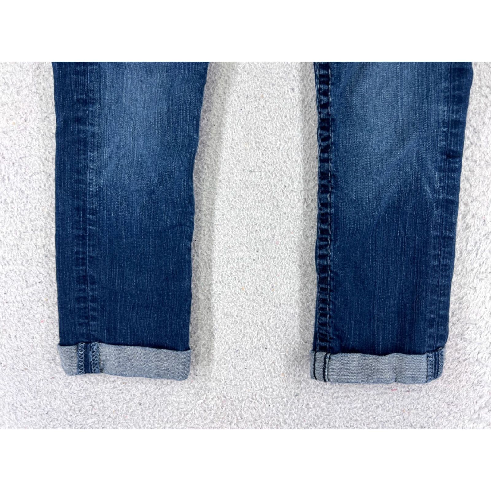 True Religion True Religion Billy Jeans Women 24 Blue Denim Medium Wash Distressed Flared 5-Pocket Regular Waist 24 Inseam 24 Size 42" / US 20 - 2 Thumbnail