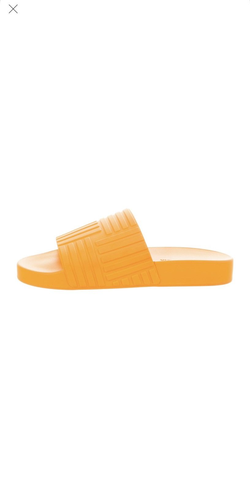 Bottega Veneta Bottega Veneta Rubber Slides Size US 6 / IT 36 - 1 Thumbnail