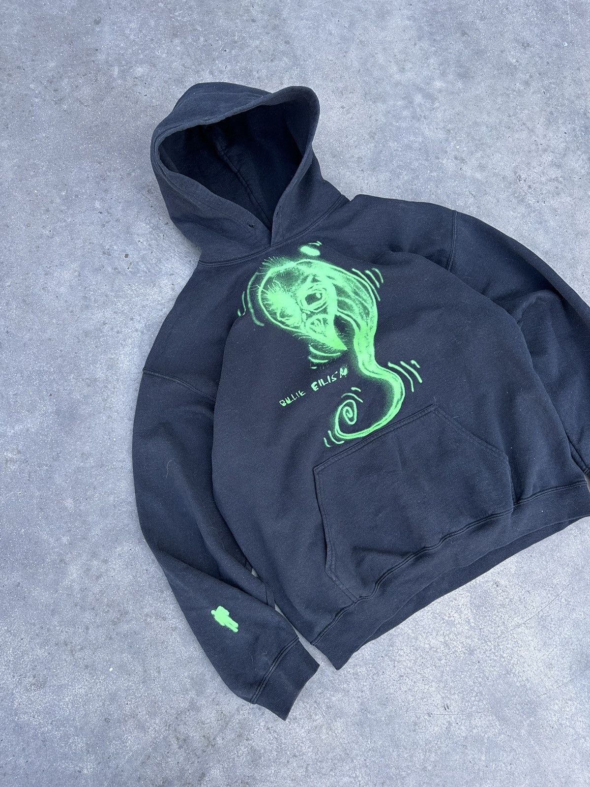 Billie Eilish Billie Eilish 2019 Alien Hoodie Size US L / EU 52-54 / 3 - 5 Thumbnail