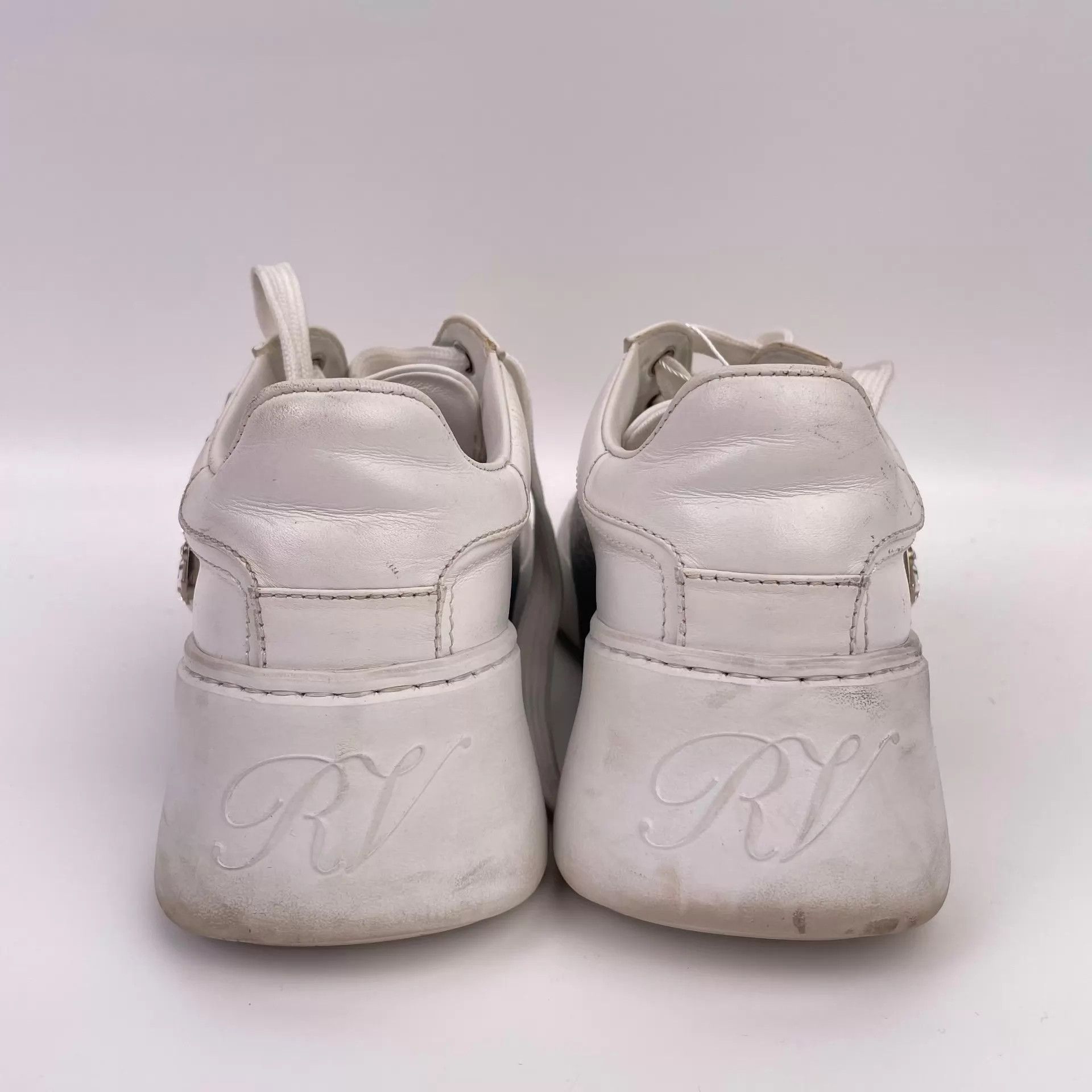 Roger Vivier RV Roger White Shoes Size US 4 / IT 34 - 4 Thumbnail