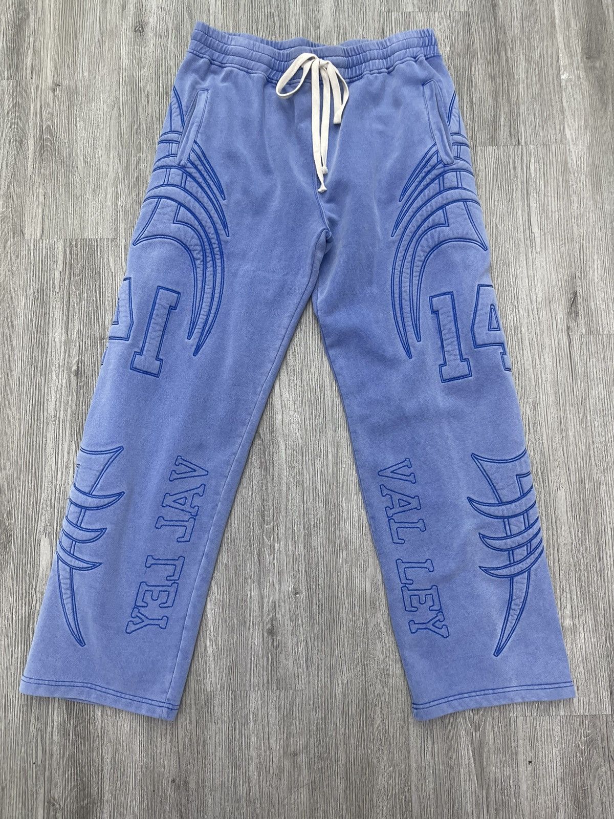 Vale Vale lives “Armor sweatpants (blue) Size US 32 / EU 48 - 1 Thumbnail