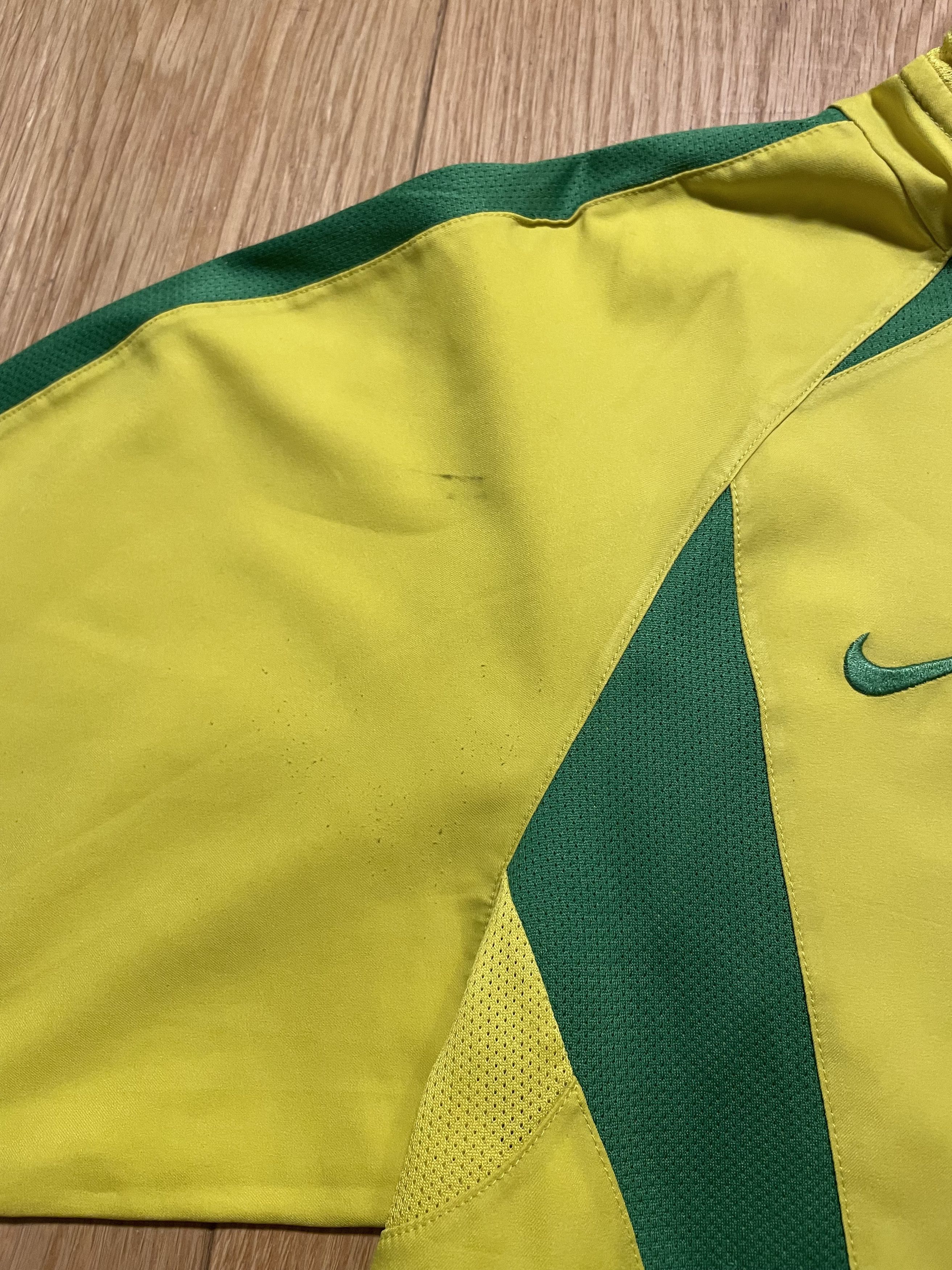 Nike Nike Brazil 2002/04 Home Jersey Robinho Size US M / EU 48-50 / 2 - 4 Thumbnail