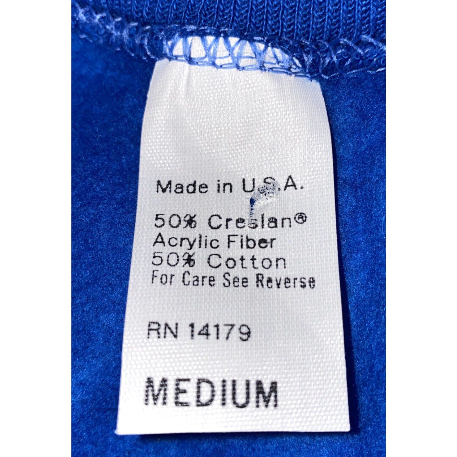 Vintage Men's USA Made Blue Fleece Lined Handpainted Crewneck Sweater Size M Size US M / EU 48-50 / 2 - 5 Thumbnail
