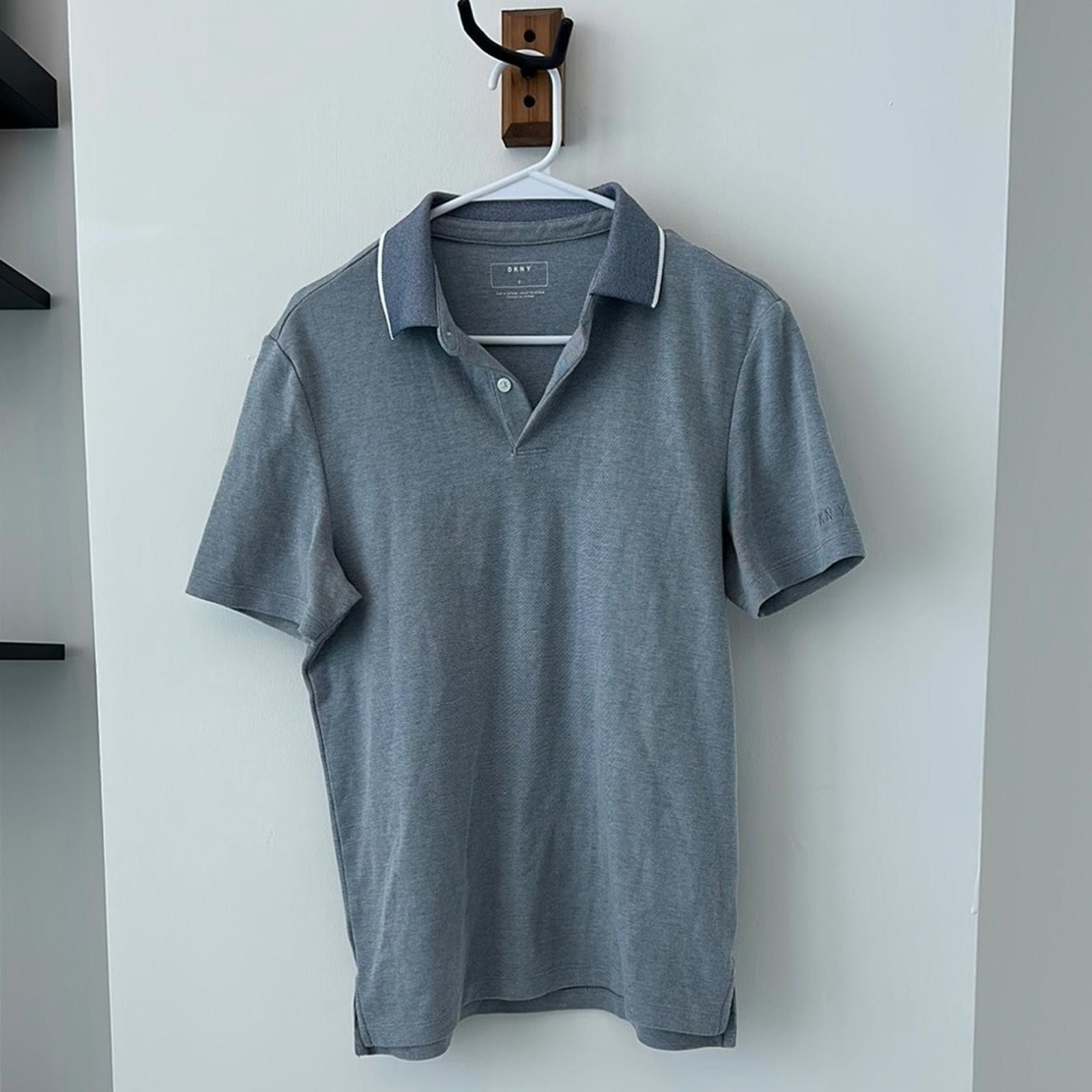 DKNY DKNY Gray Polo Shirt Soft Cotton Classic Design Size US S / EU 44-46 / 1 - 1 Thumbnail