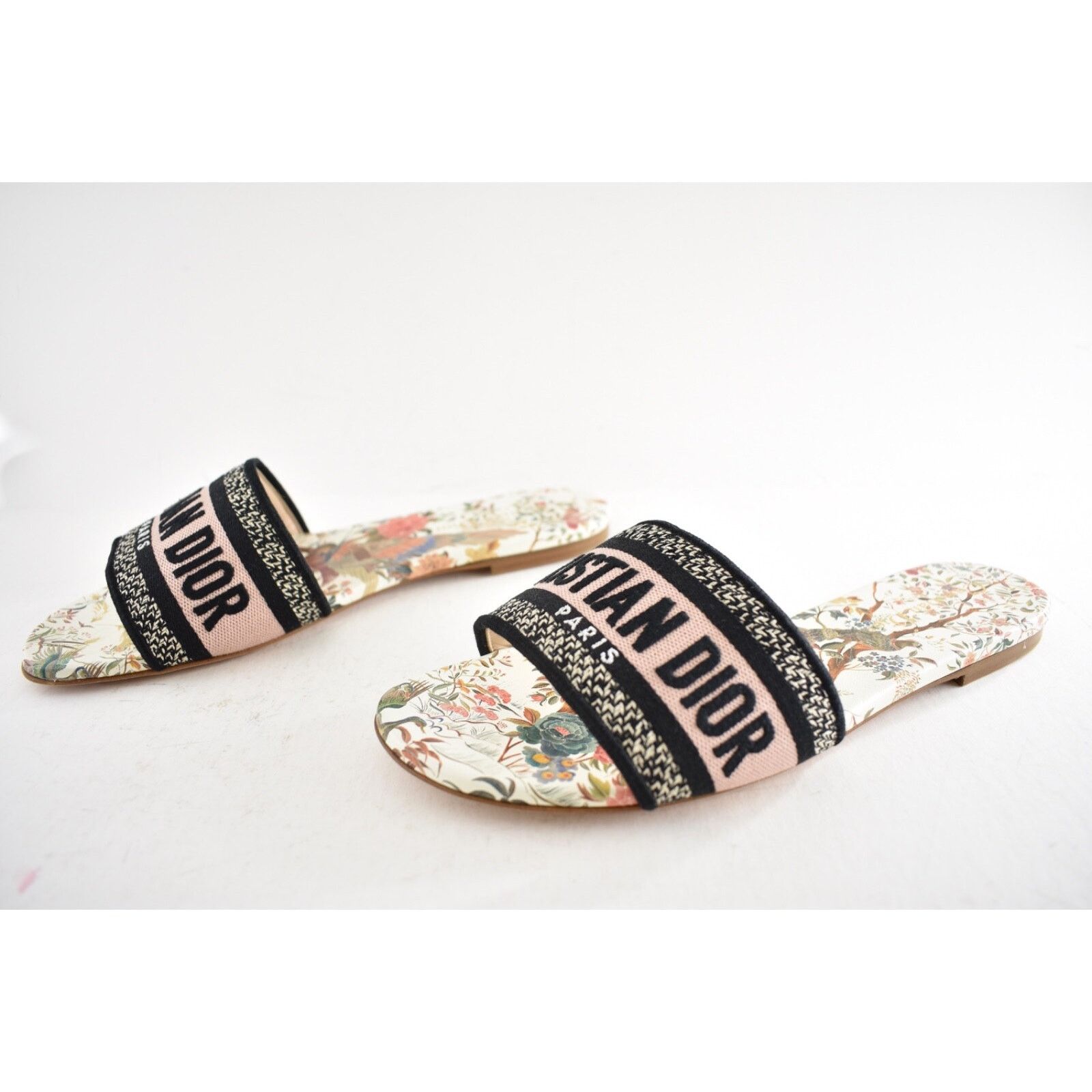 Dior Christian Dior Dway Jardín D’ Hiver Embroidered Logo Size US 9 / IT 39 - 12 Thumbnail
