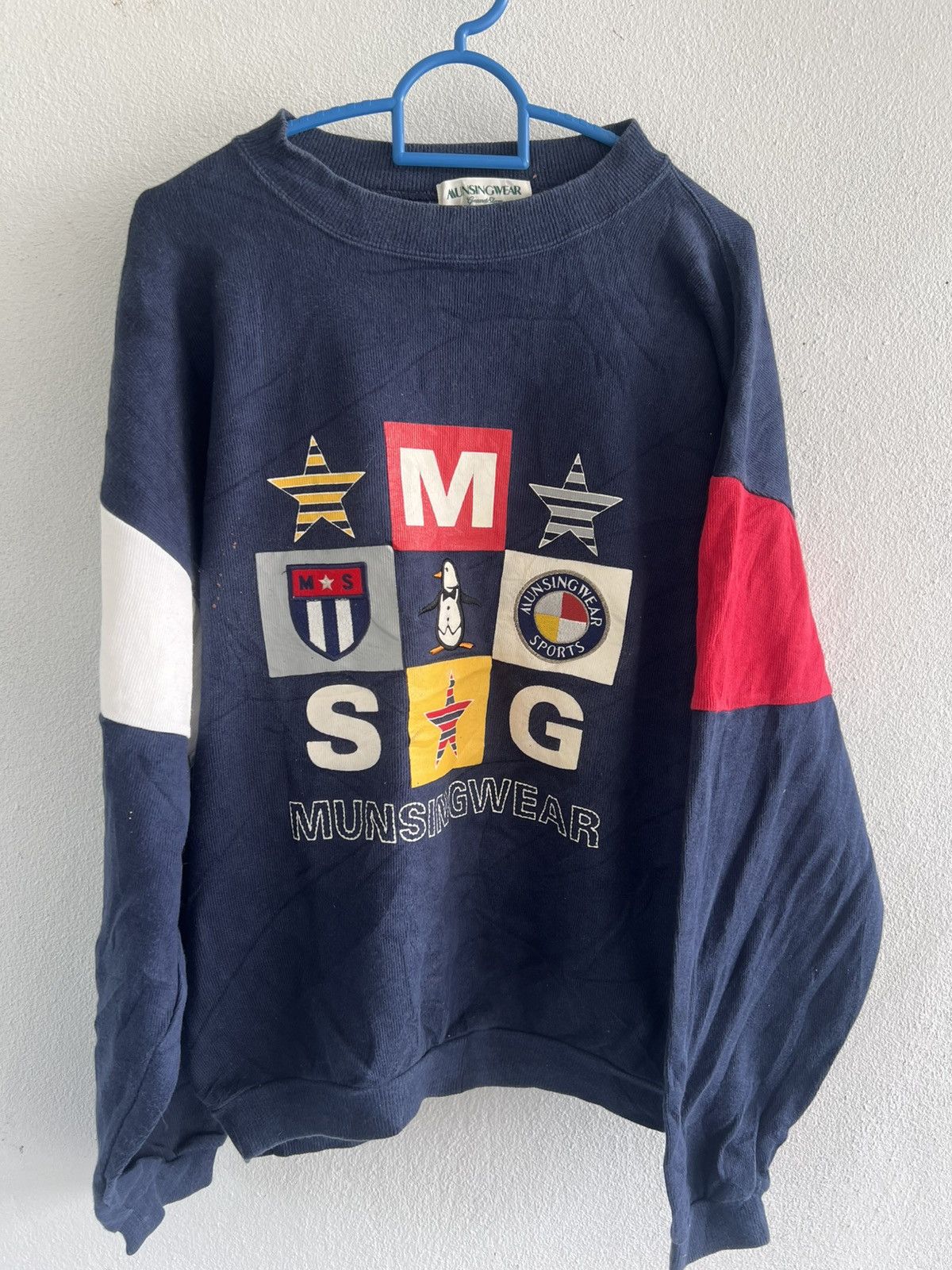 Designer × Vintage Sweatshirt Design by Munsingwear Size US L / EU 52-54 / 3 - 3 Thumbnail