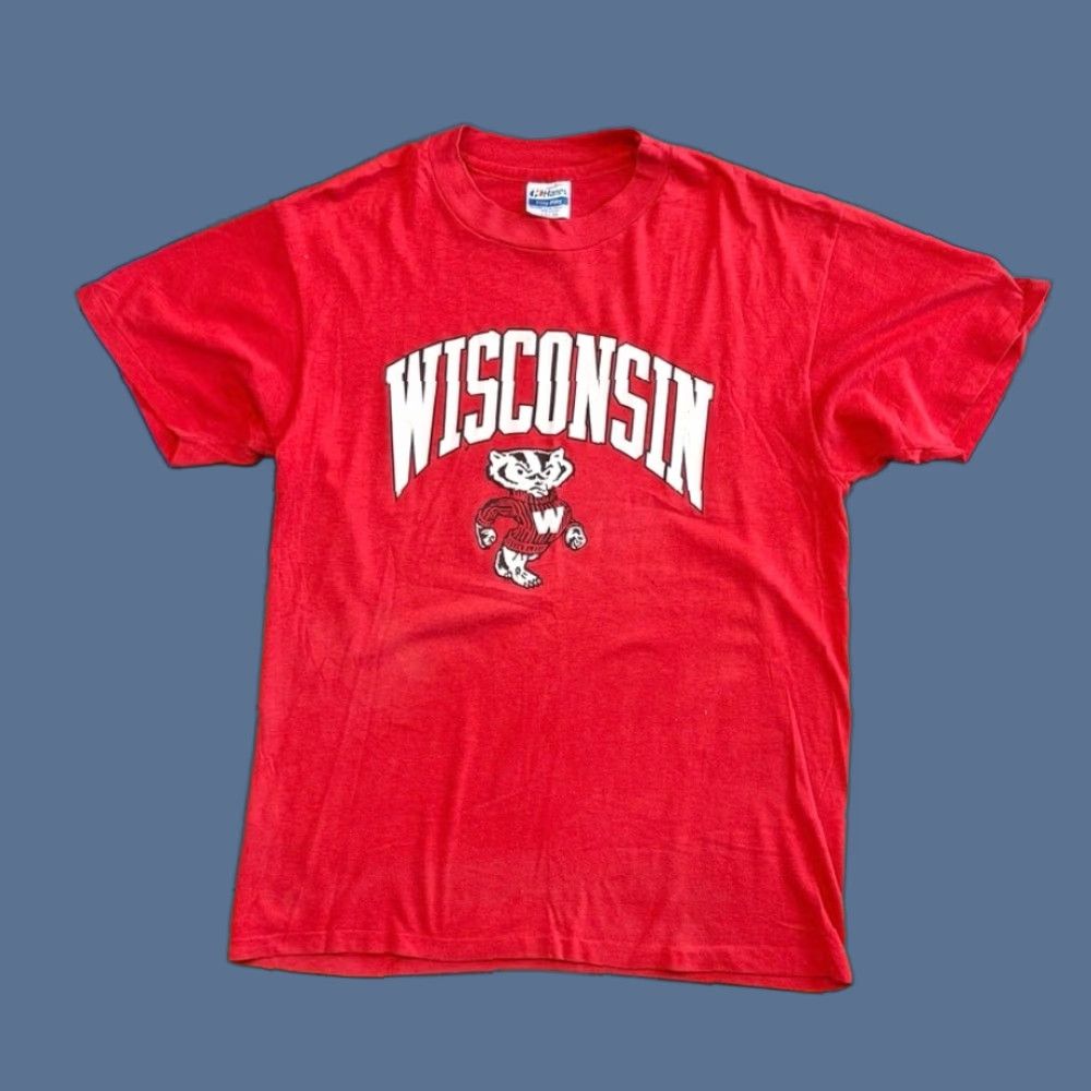 Hanes VINTAGE Wisconsin Badgers T-Shirt Large Red Hanes Short Sleeve Men 80s 90s College Sports University USA Made In USA Single Stitch Size US L / EU 52-54 / 3 - 1 Thumbnail