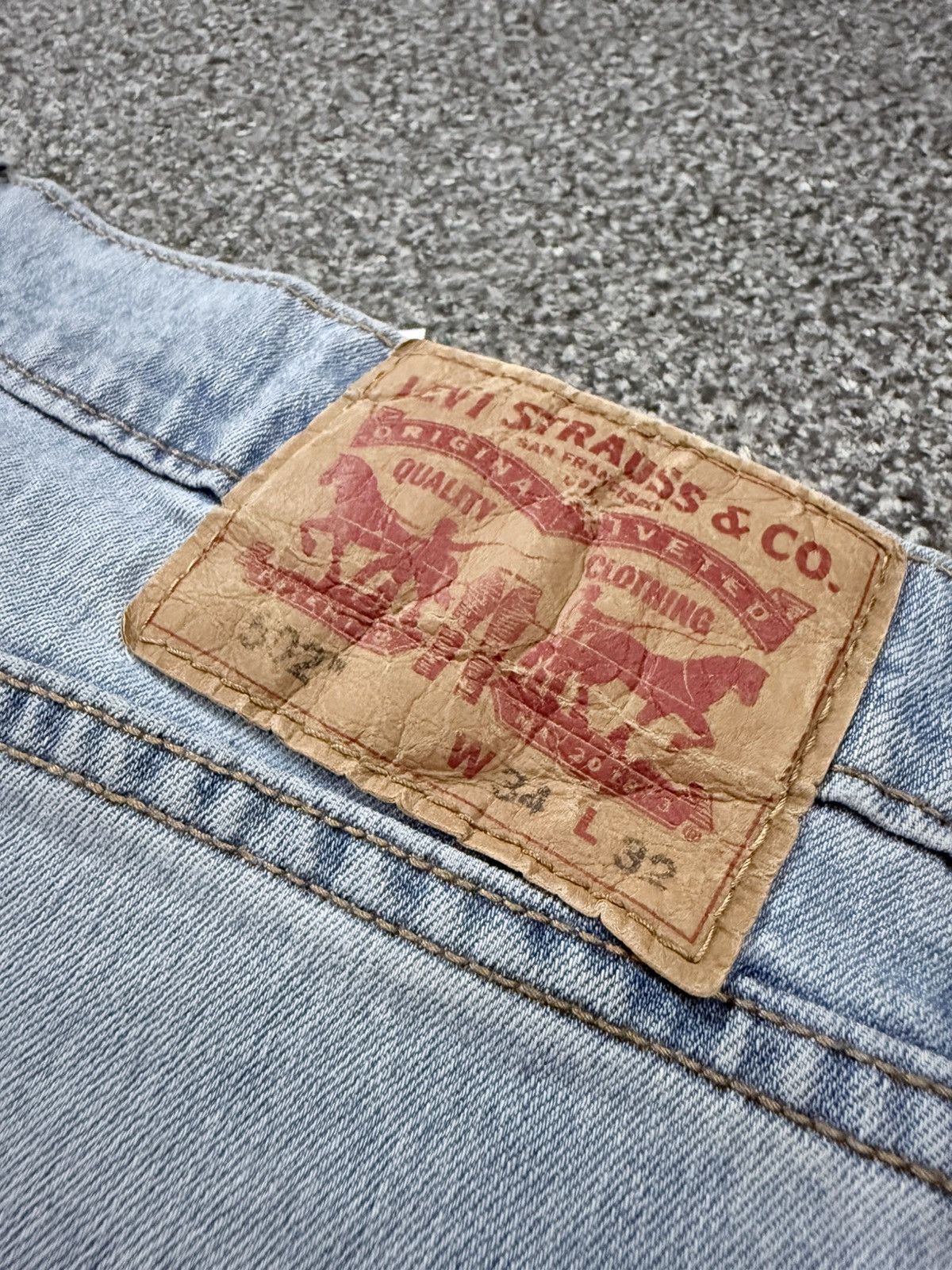 Levi's Made & Crafted Y2K Levis 502 Faded Wash Tappered Leg Denim Jeans Archive Size US 34 / EU 50 - 9 Thumbnail