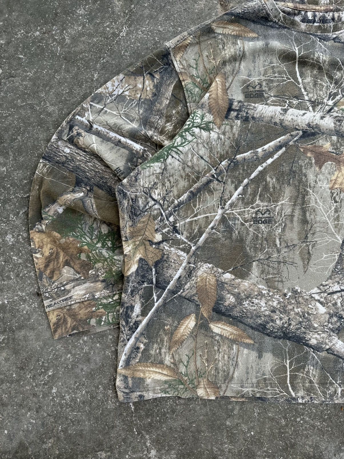 Carhartt × Vintage Crazy Vintage Y2K Carhartt Style Realtree Camo Long Sleeve Size US XXL / EU 58 / 5 - 4 Thumbnail
