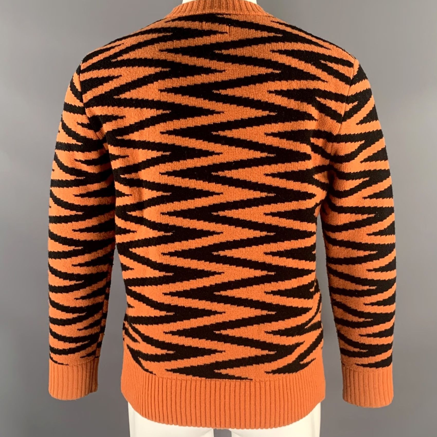 Levi's LEVI'S Size M Orange Black Zig Zag Wool Polyamide Crew-Neck Pullover Mens Pullover Zig Zag Pattern Wool / Polyamide Crew-Neck Orange Black Size US M / EU 48-50 / 2 - 4 Thumbnail