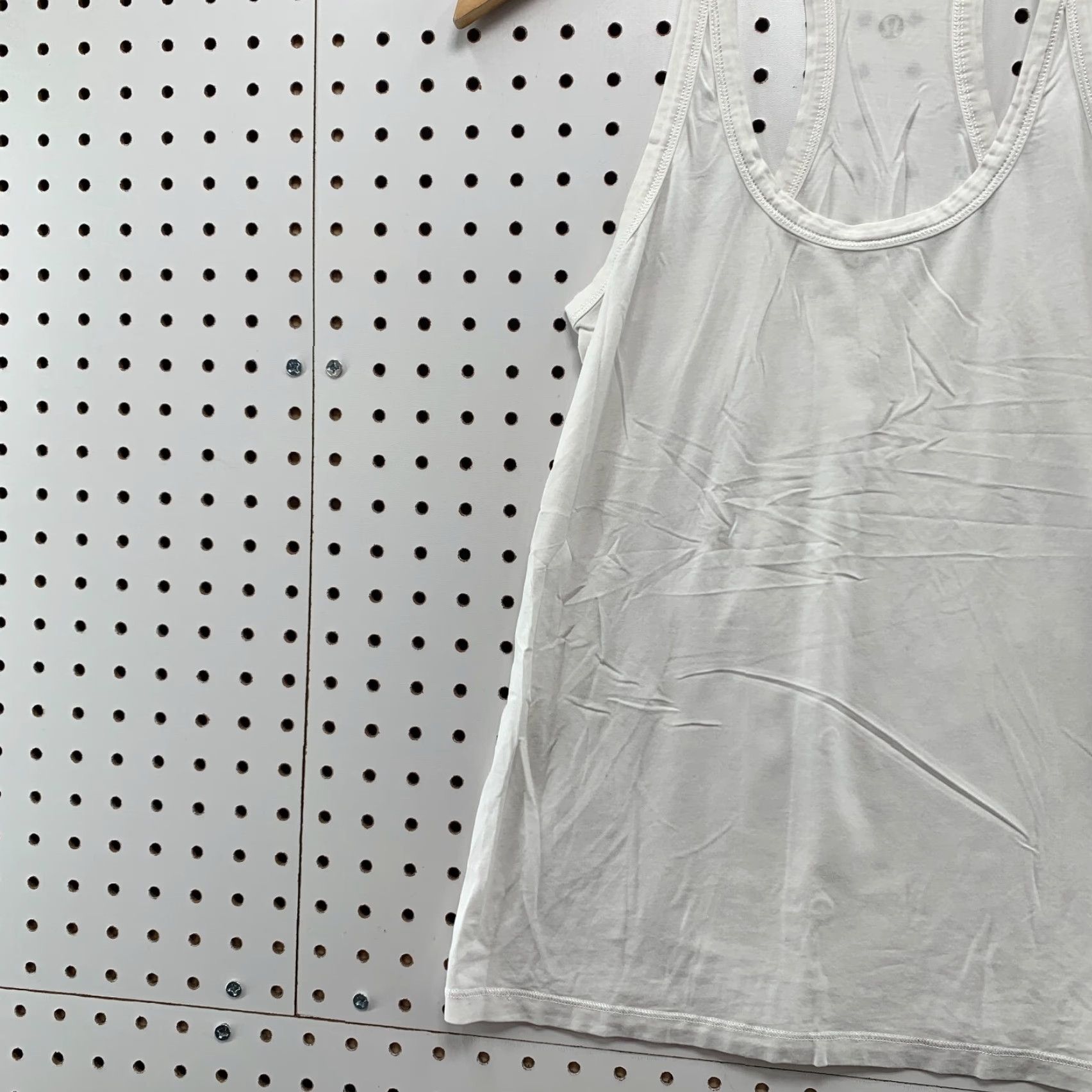 Lululemon VINTAGE Lululemon Active Tank Top Womens 2 White Sleeveless Yoga Work Out 12X25.5 Size XS / US 0-2 / IT 36-38 - 3 Thumbnail