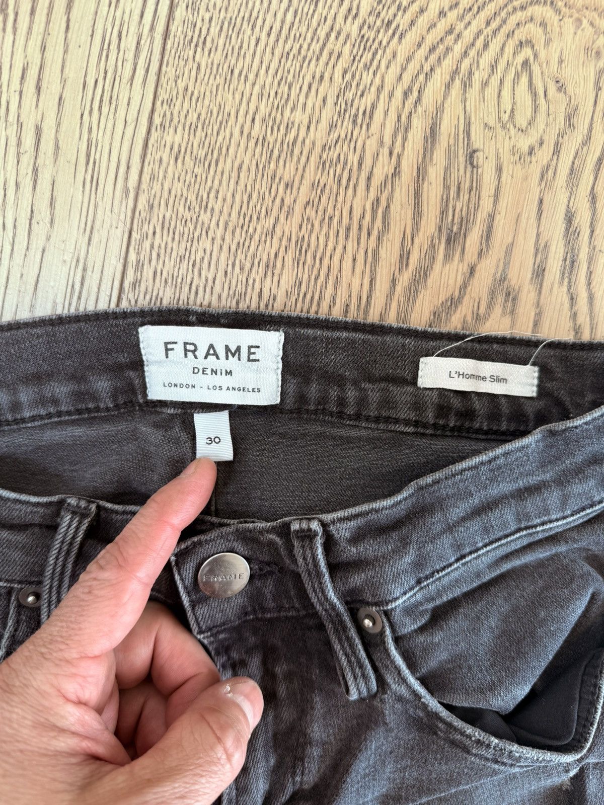 Frame Used Black (almost charcoal) L ‘Homme Slim FRAME Denim Size US 30 / EU 46 - 4 Thumbnail