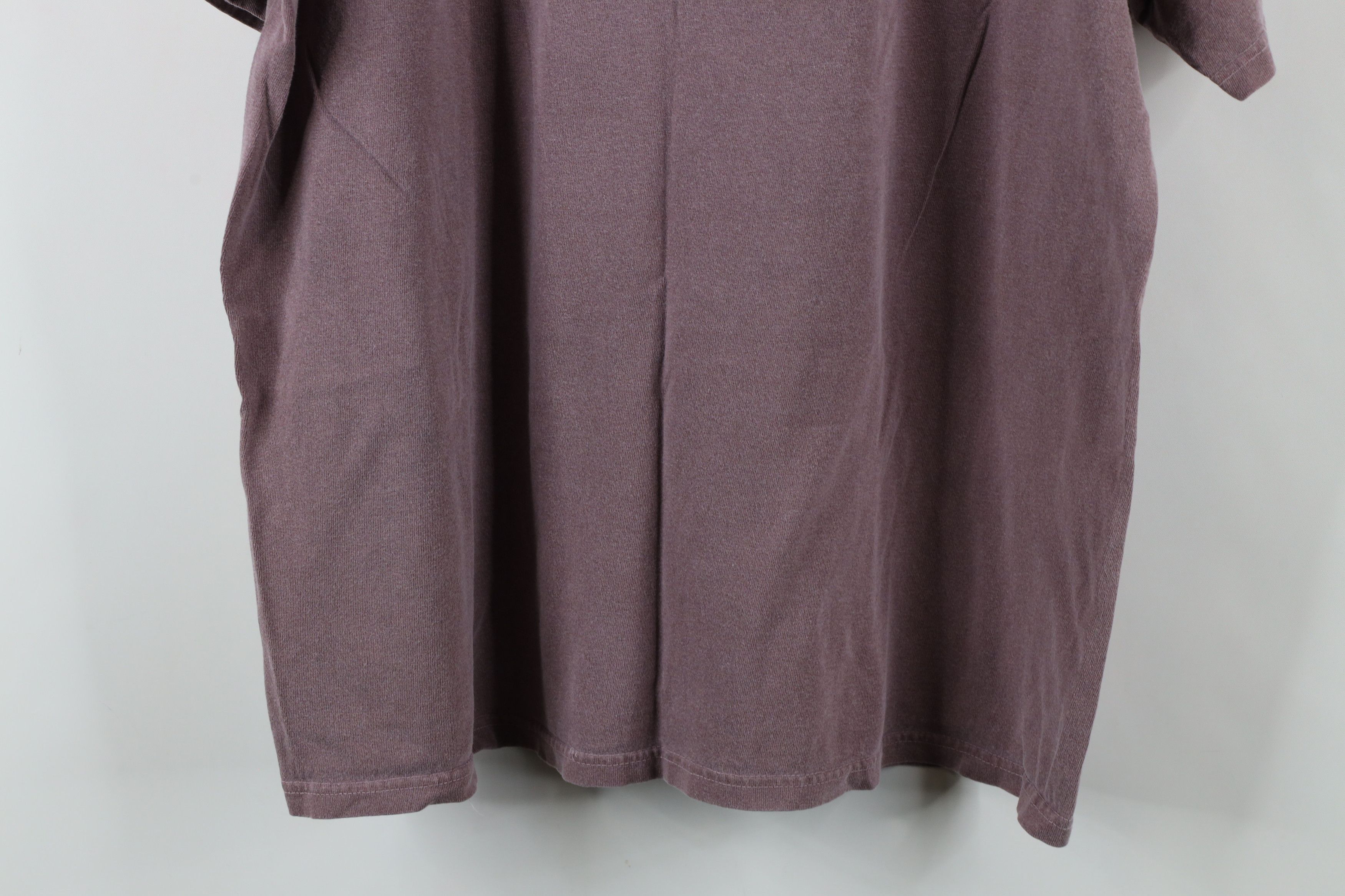 Vintage Vintage 90s Streetwear Stonewash Short Sleeve T-Shirt Red Size US XL / EU 56 / 4 - 12 Thumbnail