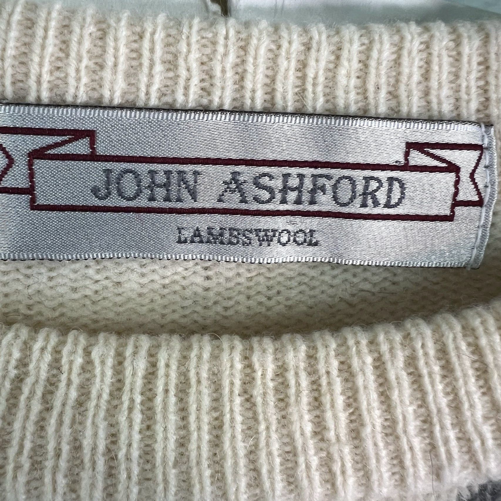 Vintage John Ashford Argyle Sweater Men’s Pullover Size L Ivory Wool V-Neck Long Sleeve Classic Casual Size US L / EU 52-54 / 3 - 5 Thumbnail