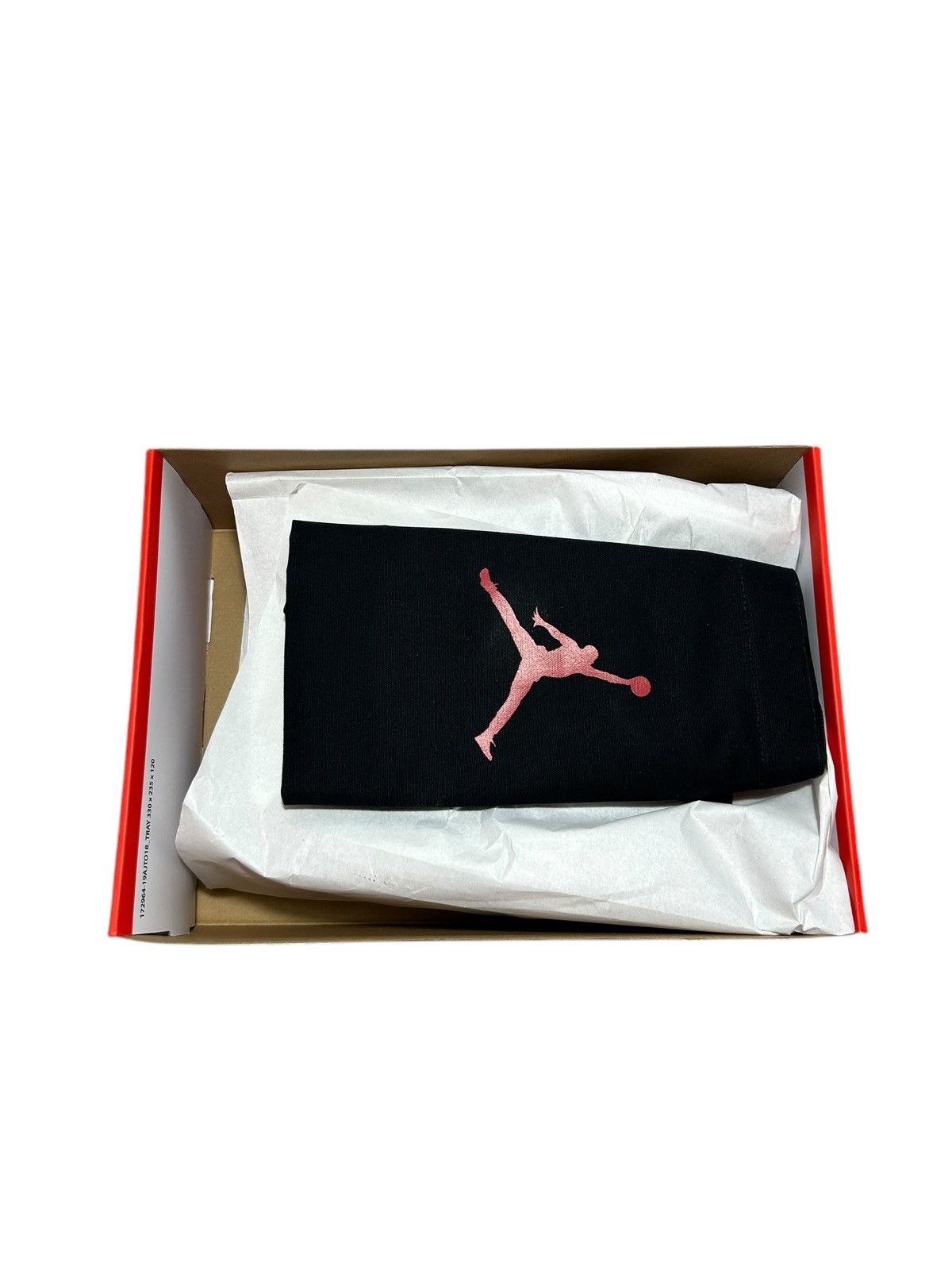 Nike Jordan 1 Retro High OG Satin Bred Size US 11 / EU 44 - 7 Thumbnail