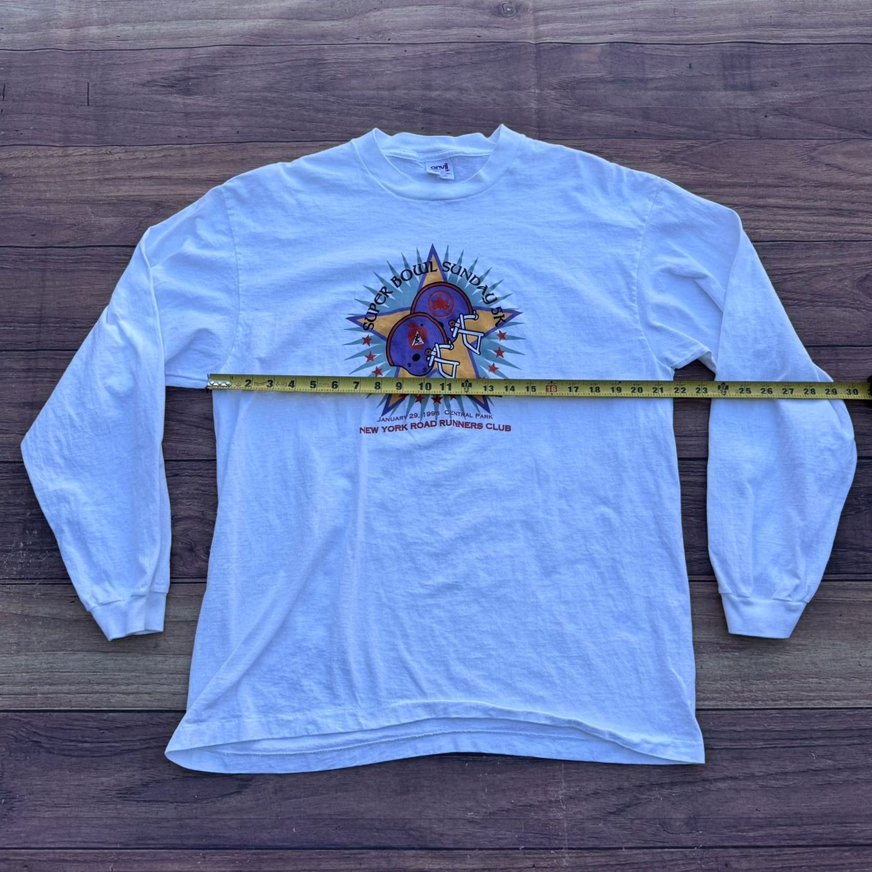 Anvil VINTAGE New York City Central Park Road Runners Super Bowl Sunday Shirt 1995 XL White Mens Size US XL / EU 56 / 4 - 2 Thumbnail