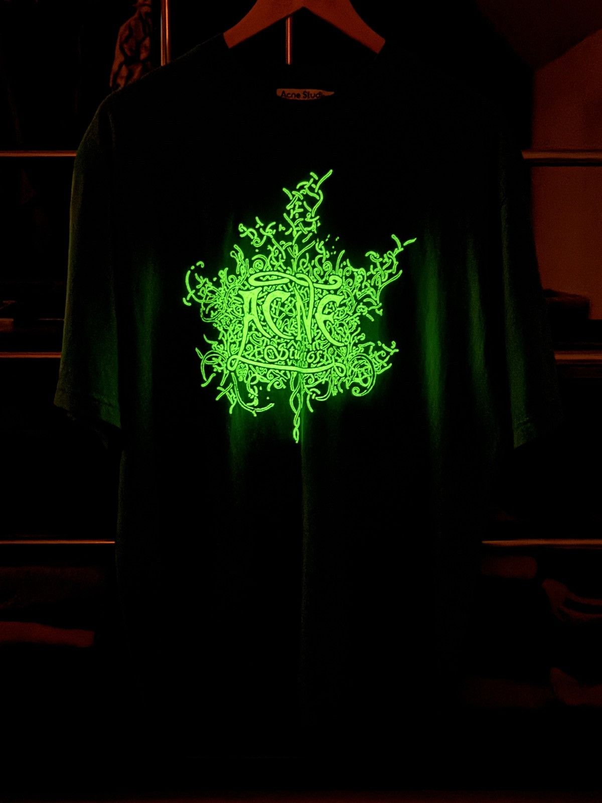Acne Studios Acne Studios glow in the dark logo tee t-shirt Size US S / EU 44-46 / 1 - 8 Thumbnail