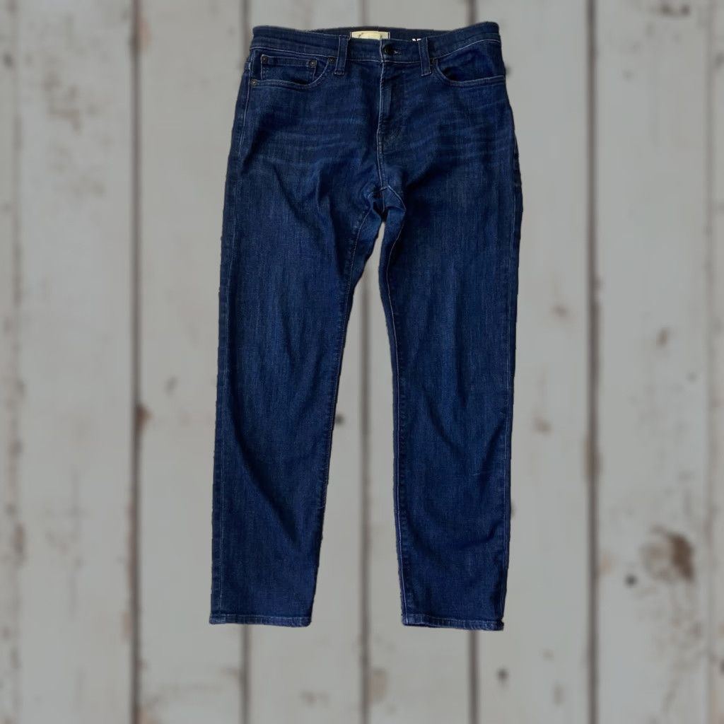Madewell Madewell Athletic Slim Jeans Mens 31x30 Blue Medium Wash Straight Denim Pants Jeans 5-Pocket Design Copper Logo Pockets Regular Rise Mid Size US 31 - 1 Thumbnail