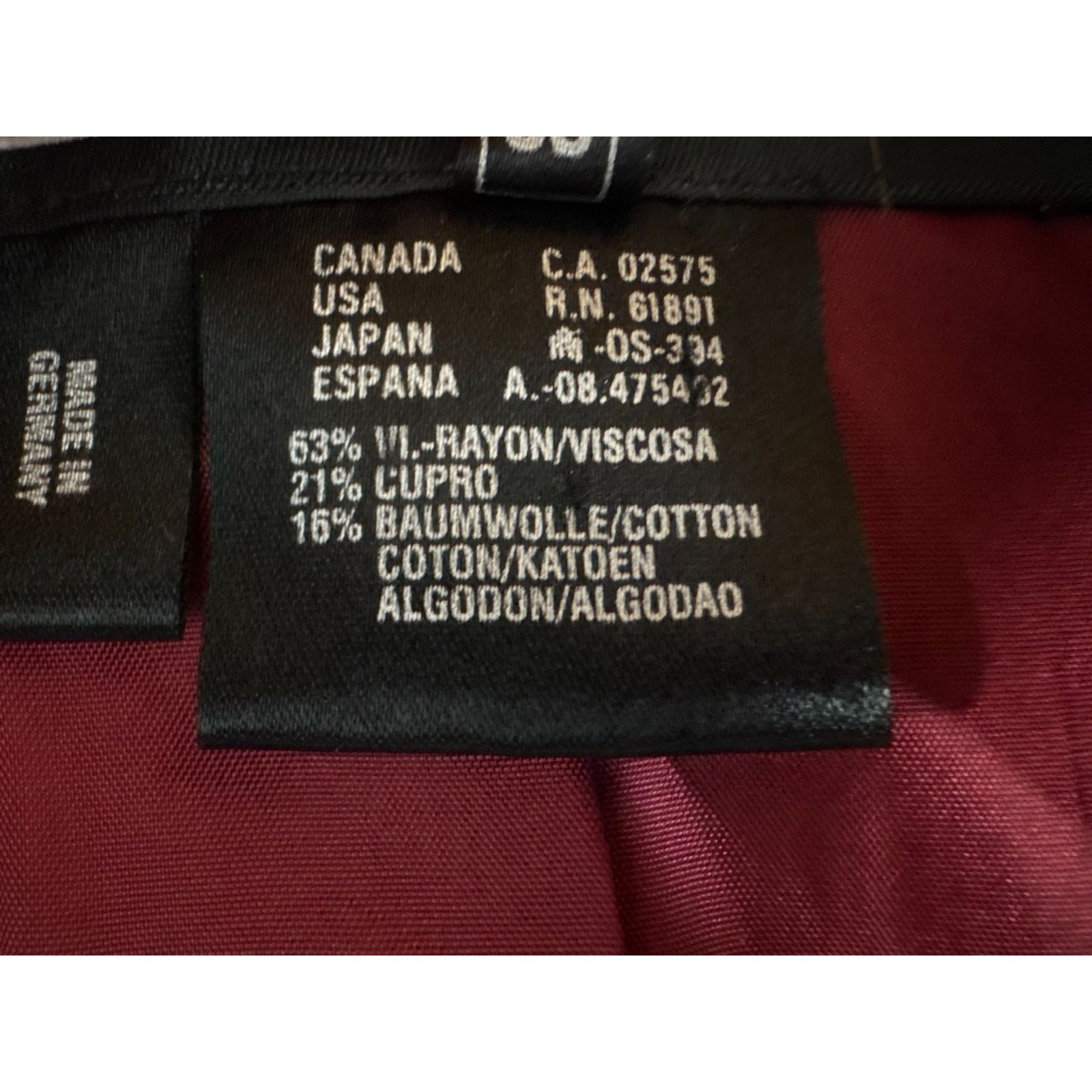 Escada Laurel by Escada Velvet Jacket size 38 color burgundy made i Size XS / US 0-2 / IT 36-38 - 3 Thumbnail