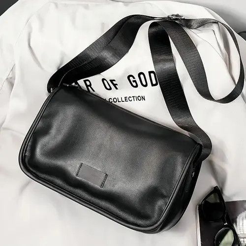 Japanese Brand Fashion y2k faux leather shoulder bag messenger bag casual Size ONE SIZE - 2 Thumbnail