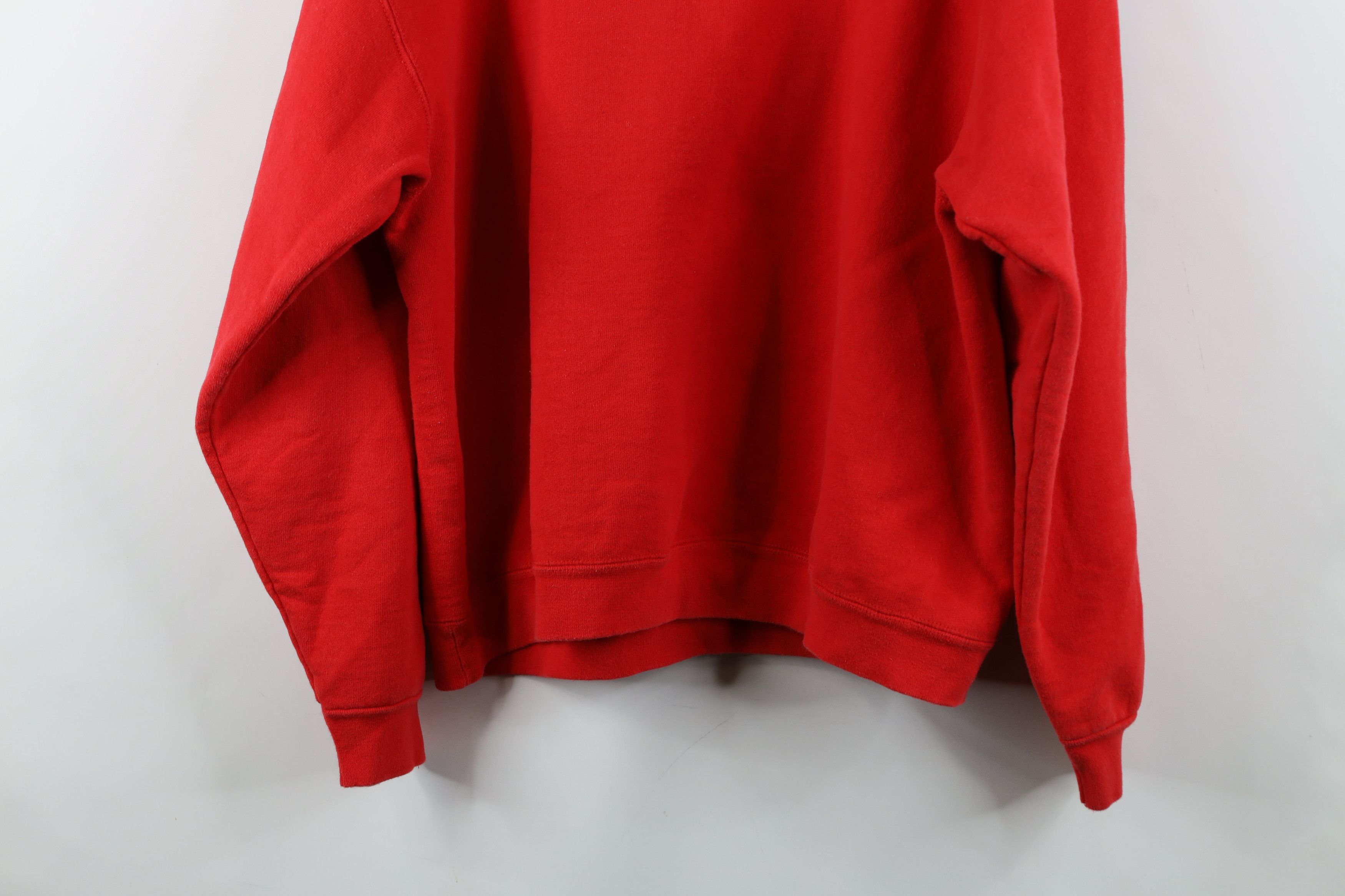 Vintage Vintage 90s Heavyweight Newport Rhode Island Sweatshirt Red Size US L / EU 52-54 / 3 - 12 Thumbnail
