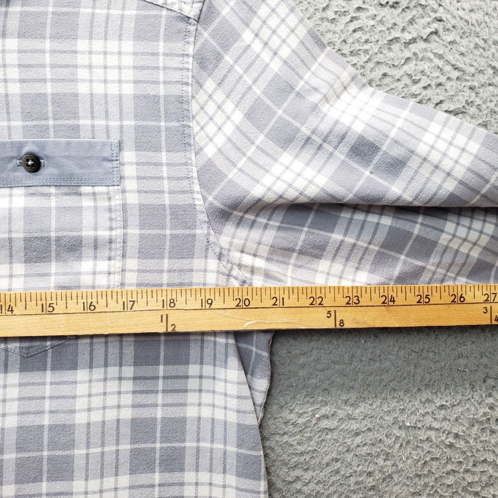 Under Armour Under Armour Mens Size M Casual Shirt Multicolor Plaid Flannel Button-Down Short Sleeve? Size US M / EU 48-50 / 2 - 6 Thumbnail